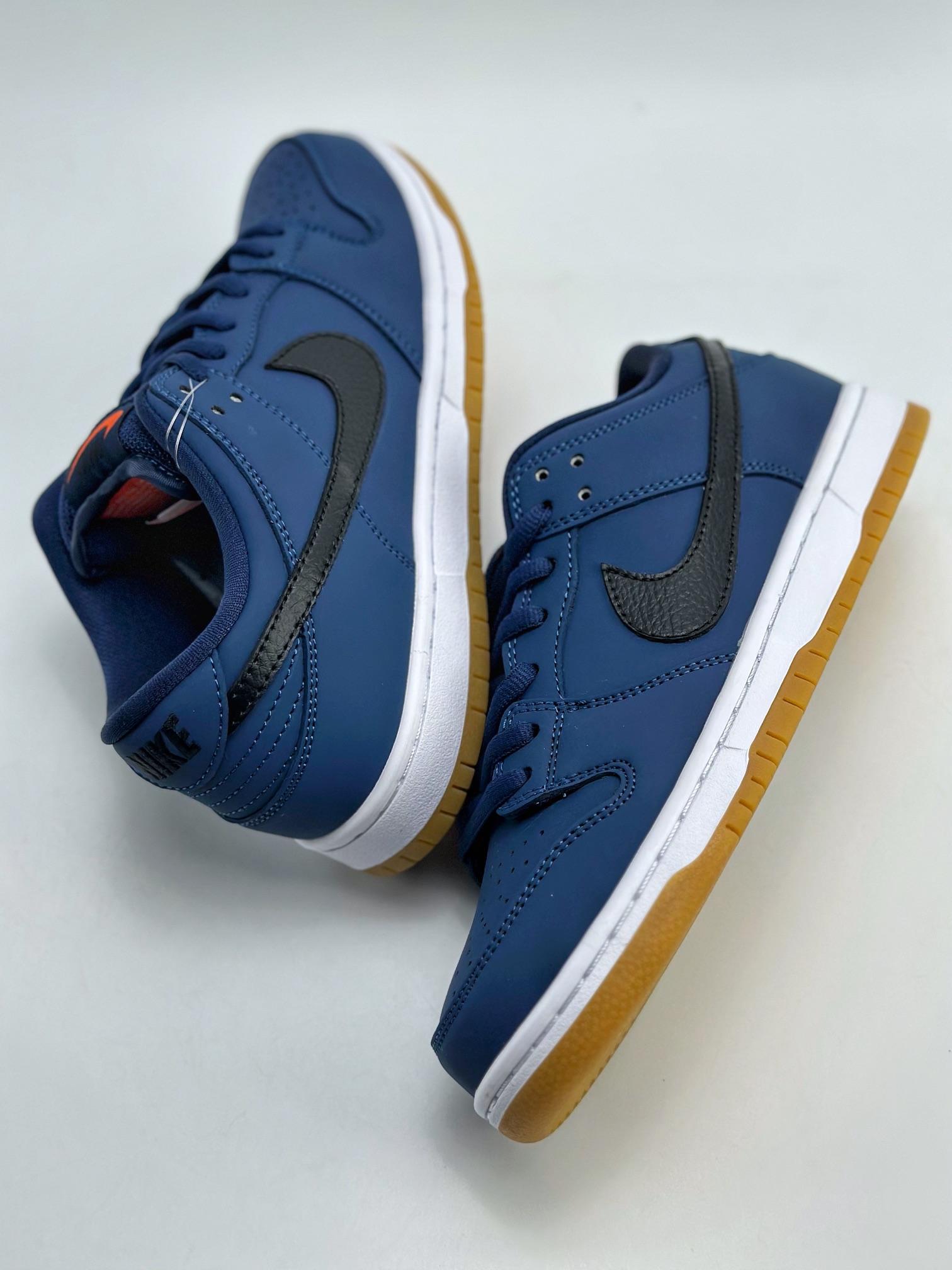 210 NIKE SB Dunk Low 海军蓝生胶 CW7463-401