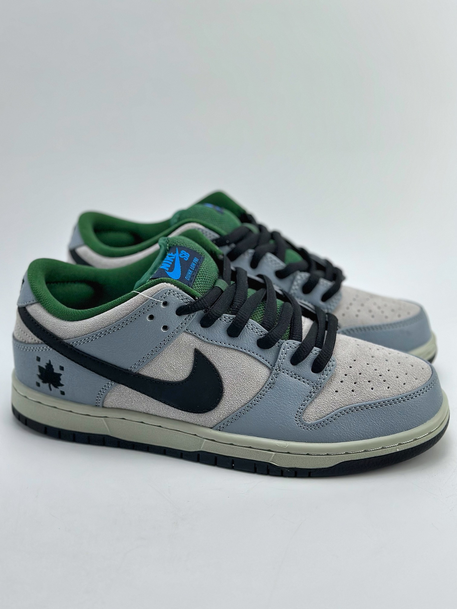 210 NIKE SB Dunk Low Maple Leaf Central Park 枫叶 313170-021