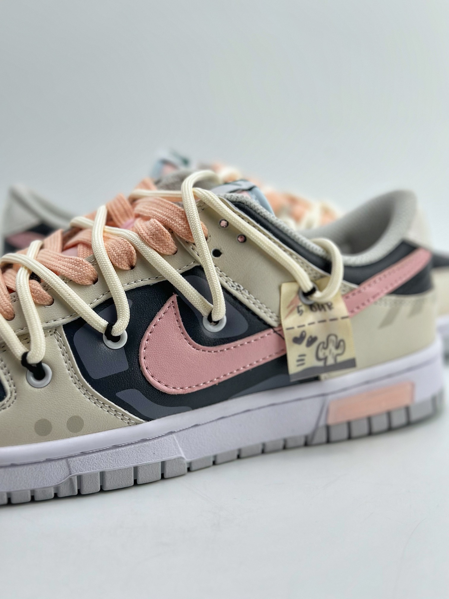 300 Nike SB Dunk Low 熊猫恶作剧 粉红情郎 FD1232-002