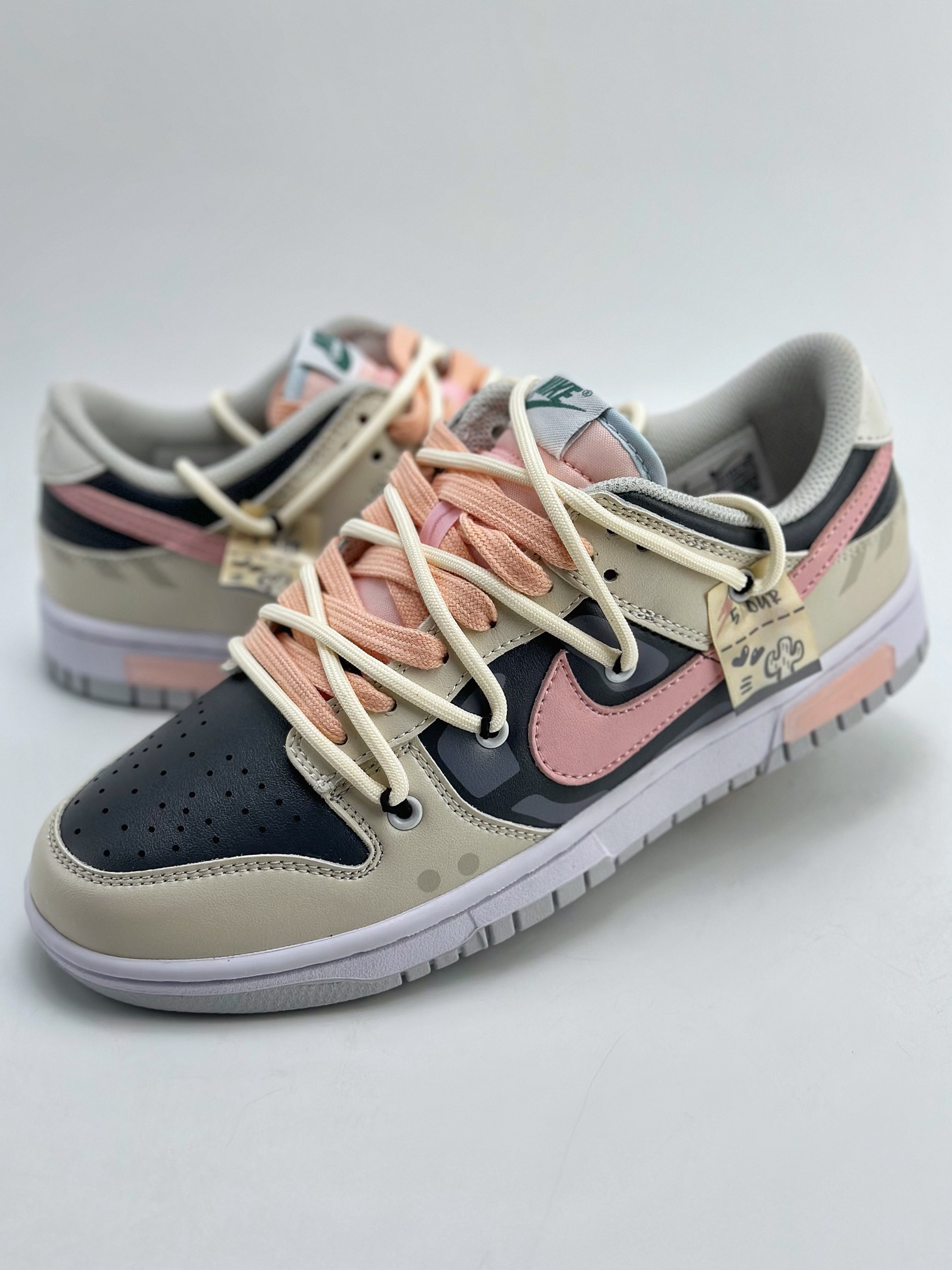 300 Nike SB Dunk Low 熊猫恶作剧 粉红情郎 FD1232-002