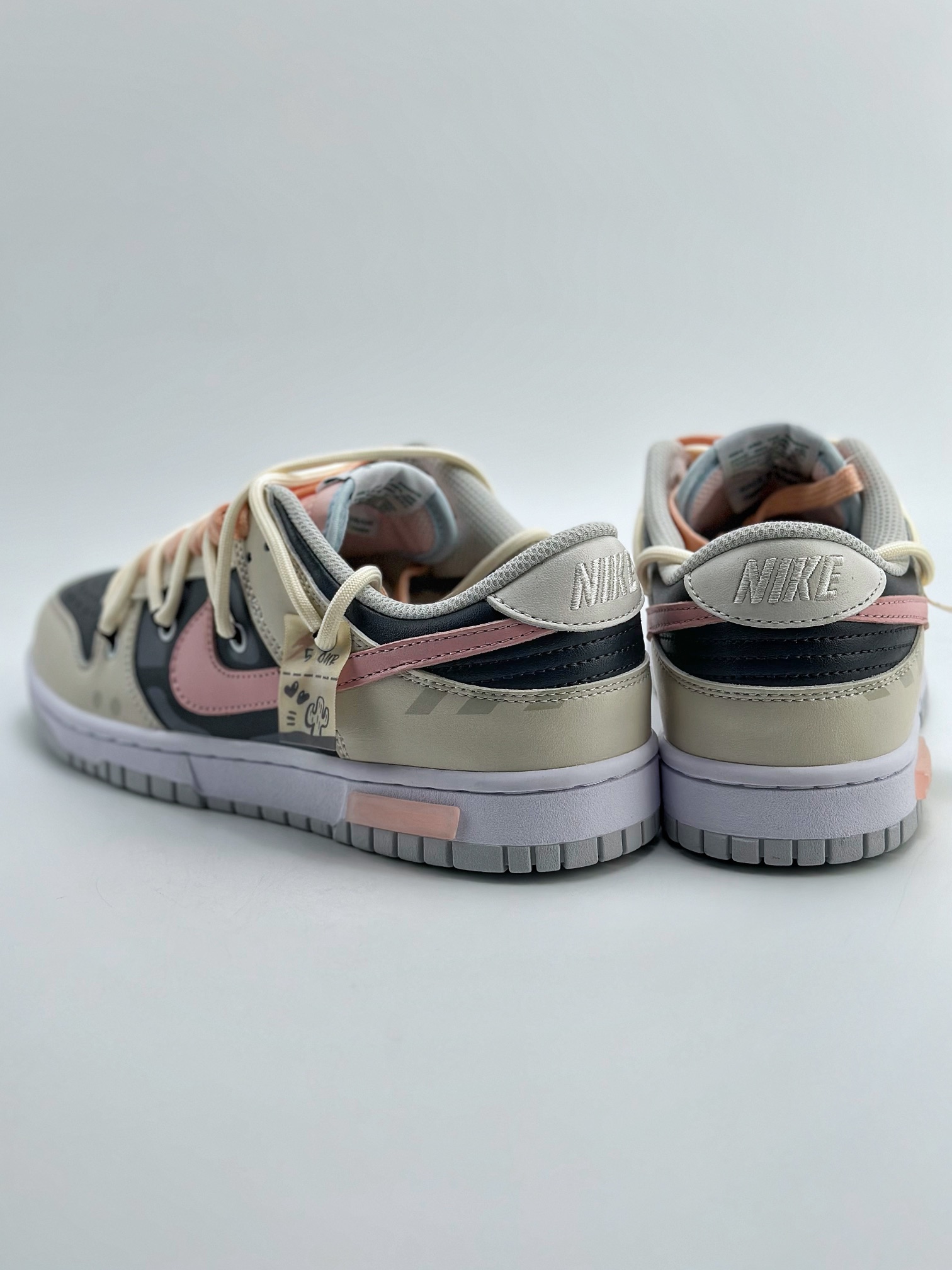 300 Nike SB Dunk Low 熊猫恶作剧 粉红情郎 FD1232-002