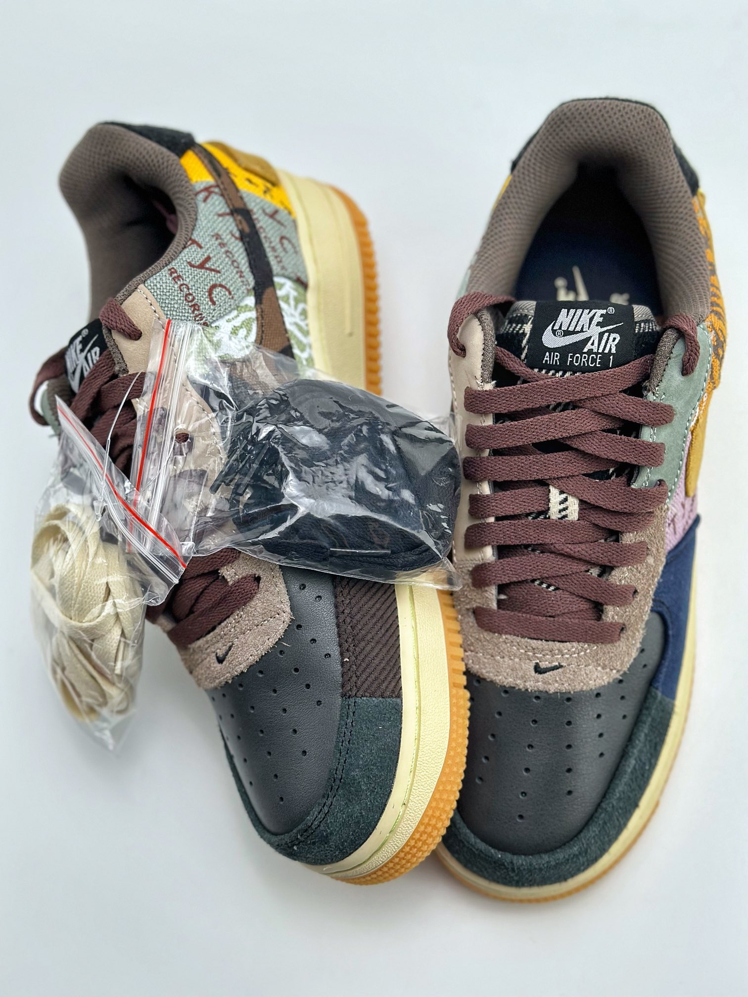 400 Nike Air Force 1 Low 07 x Travis Scott ZipperCactus Jack CN2405-900