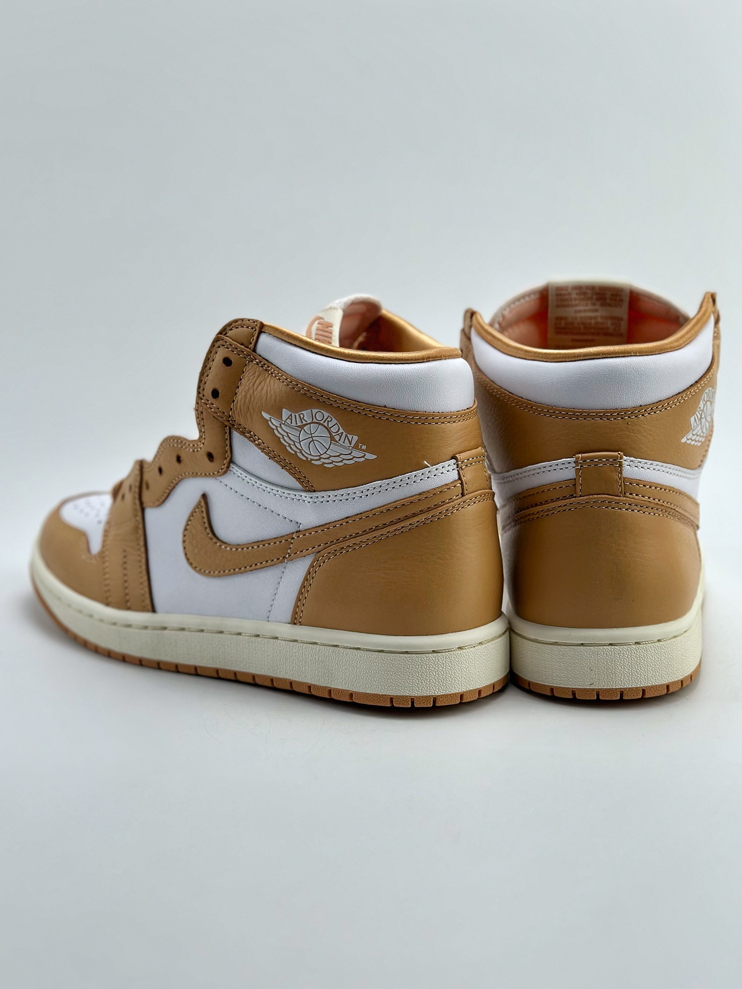 320 莞产原底面 市售纯原版本 Air Jordan 1 High OG OG WMNS ”Praline”卡其色 FN6622-201