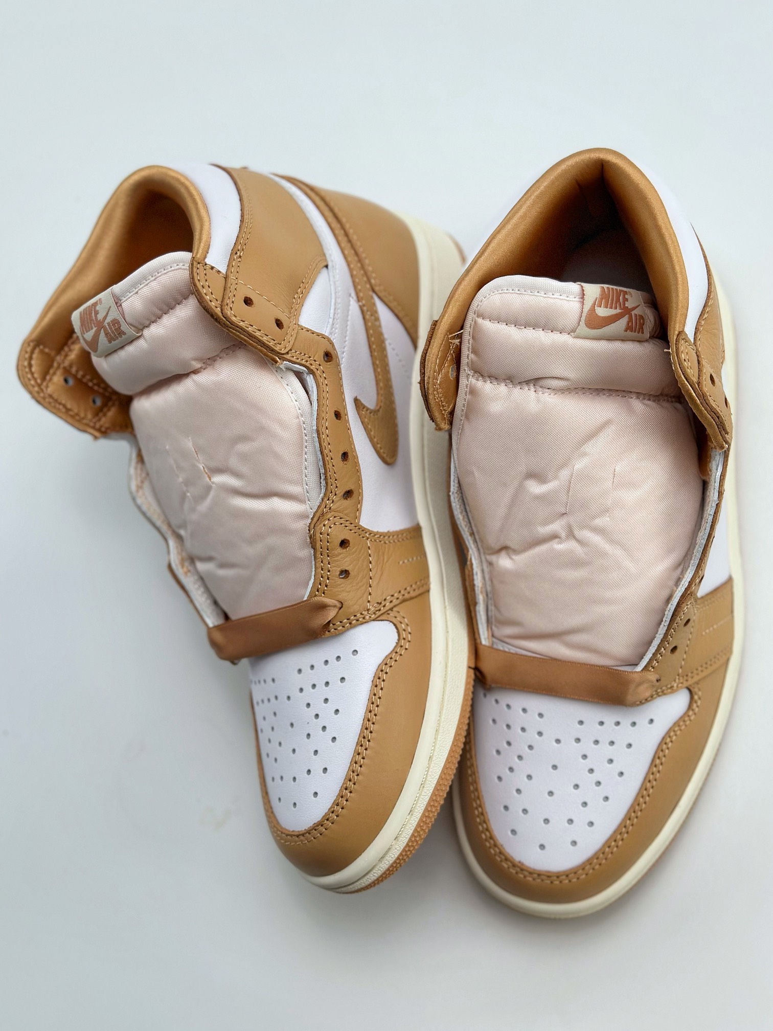 320 莞产原底面 市售纯原版本 Air Jordan 1 High OG OG WMNS ”Praline”卡其色 FN6622-201