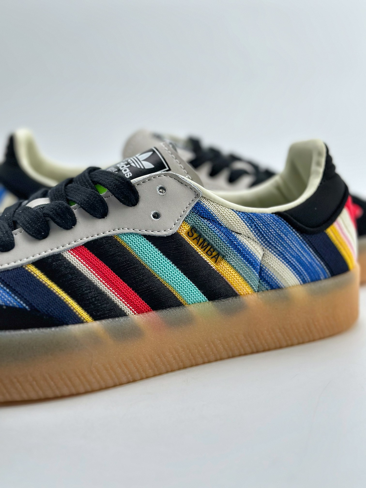 150 Adidas Samba VEGAN 百搭单品这款运动鞋 ID0444