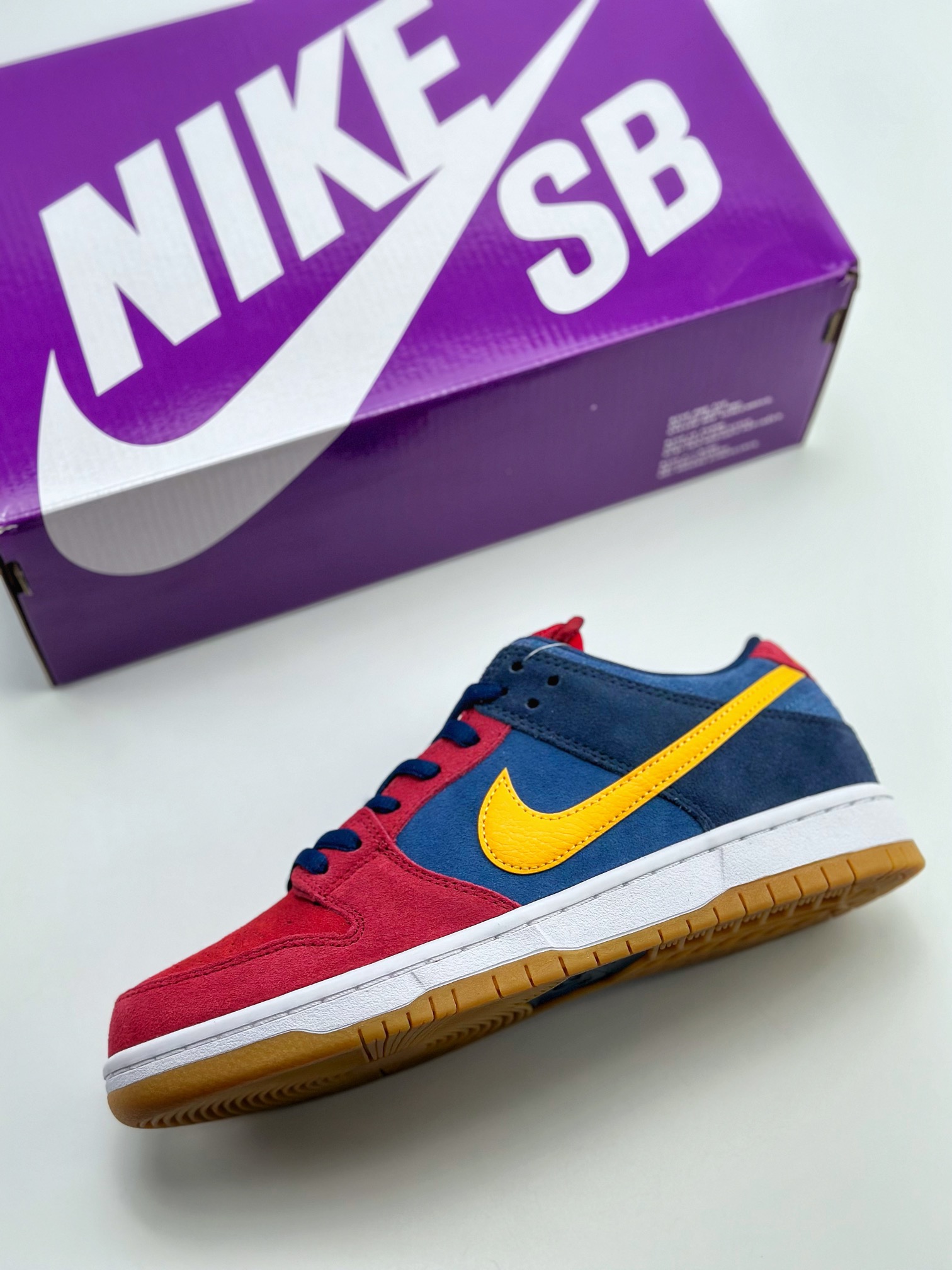 350 Nike SB Dunk Low ”Barcelona” 巴塞罗那 DJ0606-400