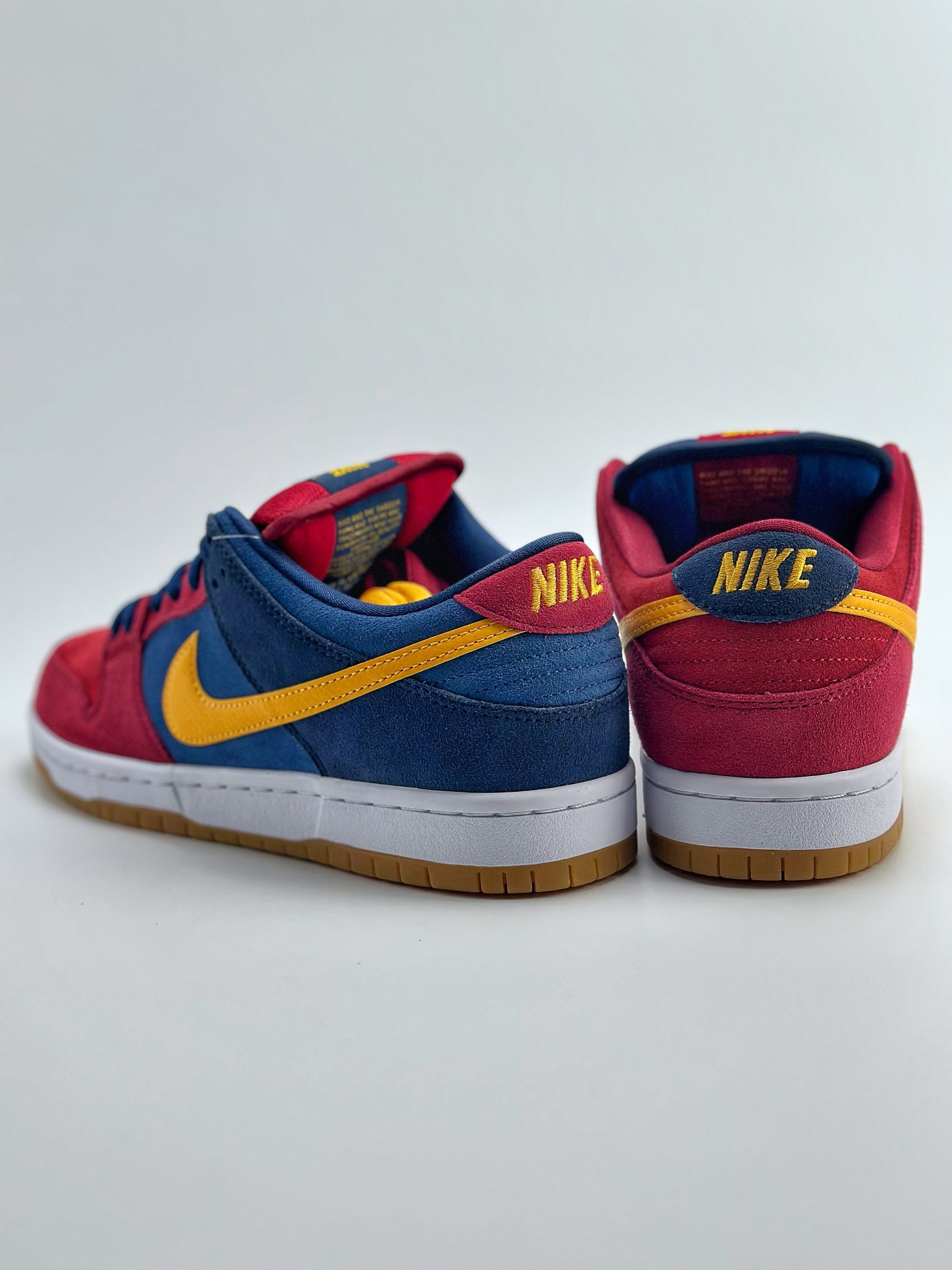 350 Nike SB Dunk Low ”Barcelona” 巴塞罗那 DJ0606-400