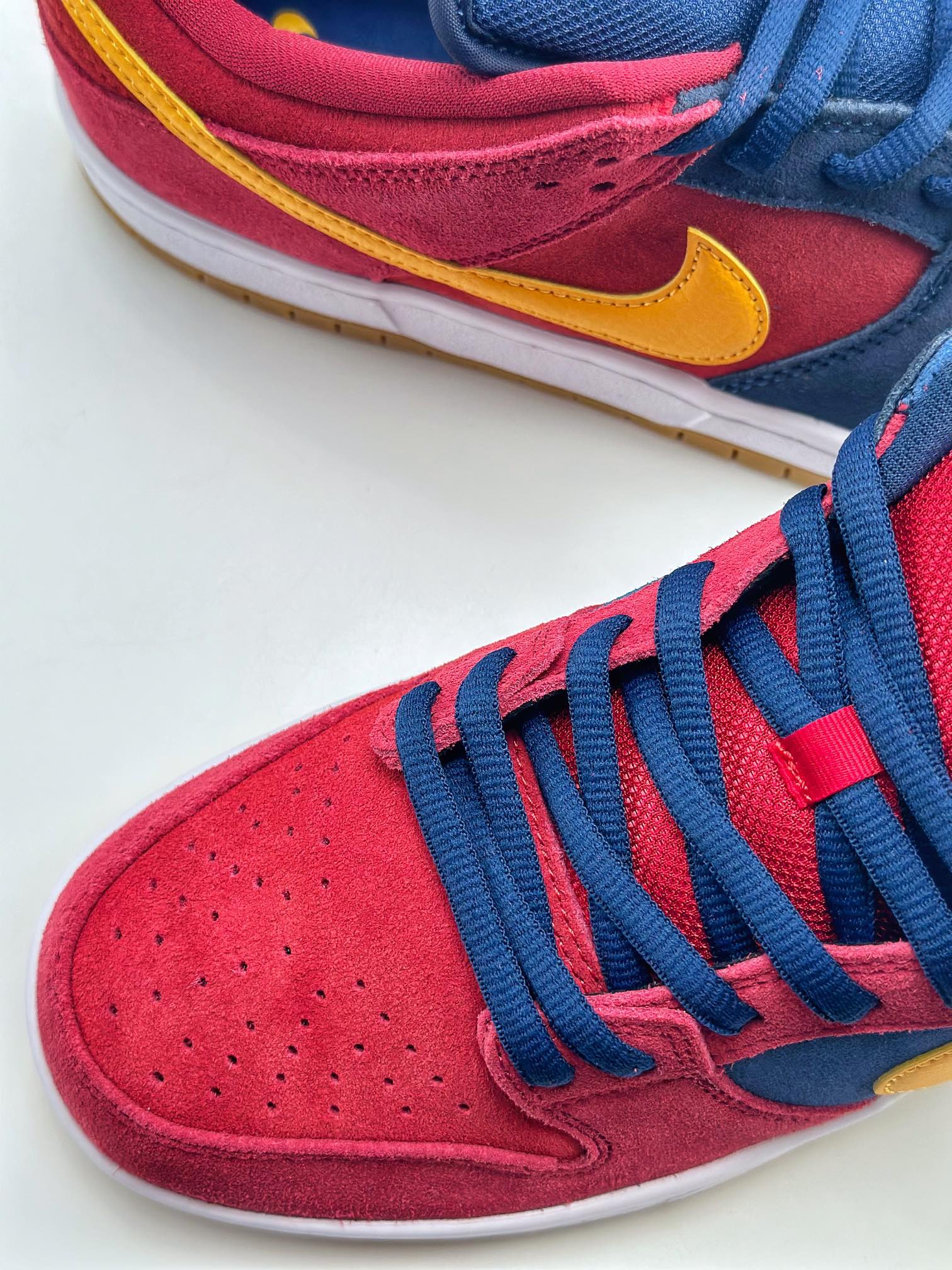 350 Nike SB Dunk Low ”Barcelona” 巴塞罗那 DJ0606-400