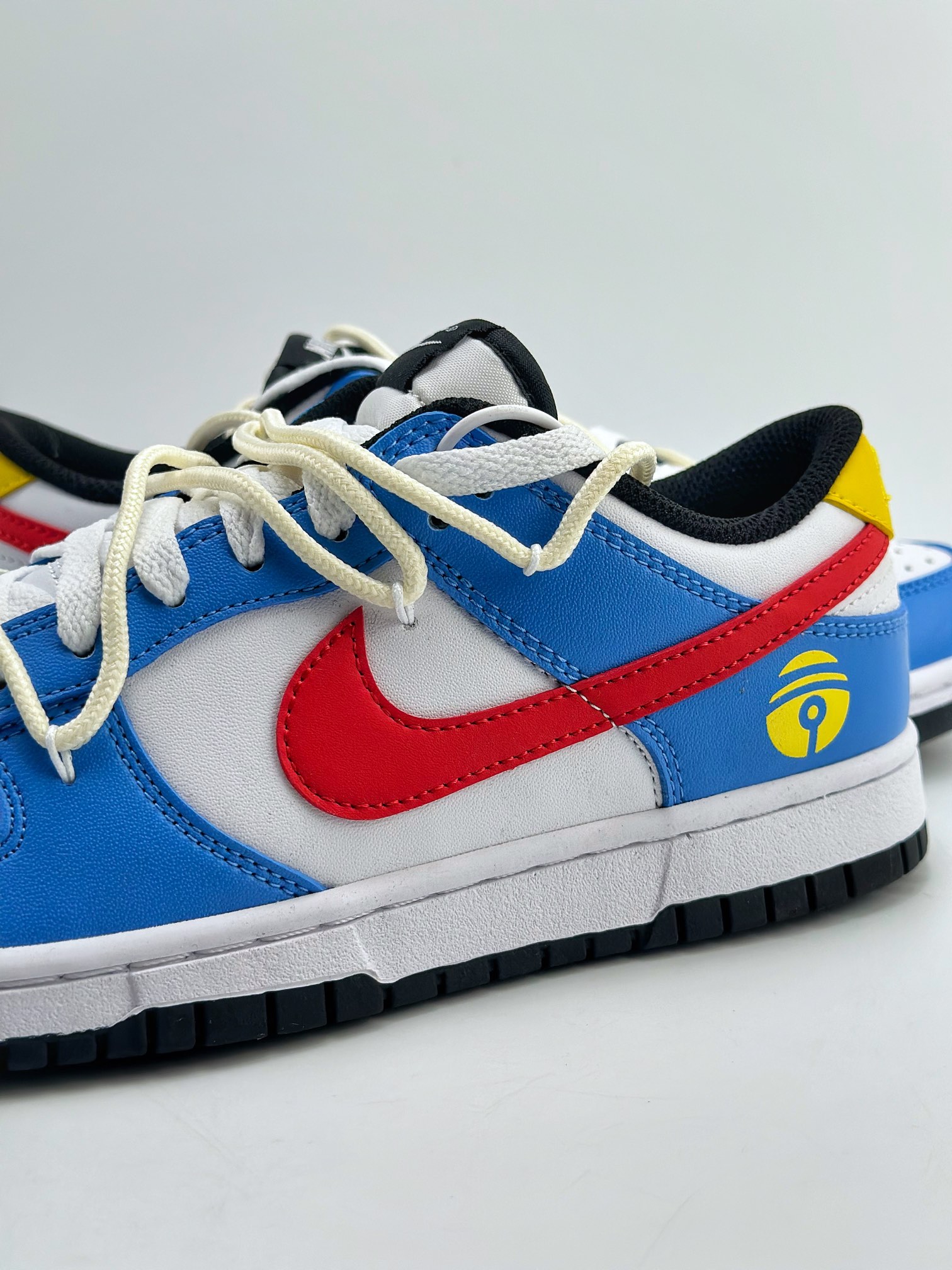 220 NIKE SB Dunk Low Vlad 机器猫 蓝白红 DD1503-101