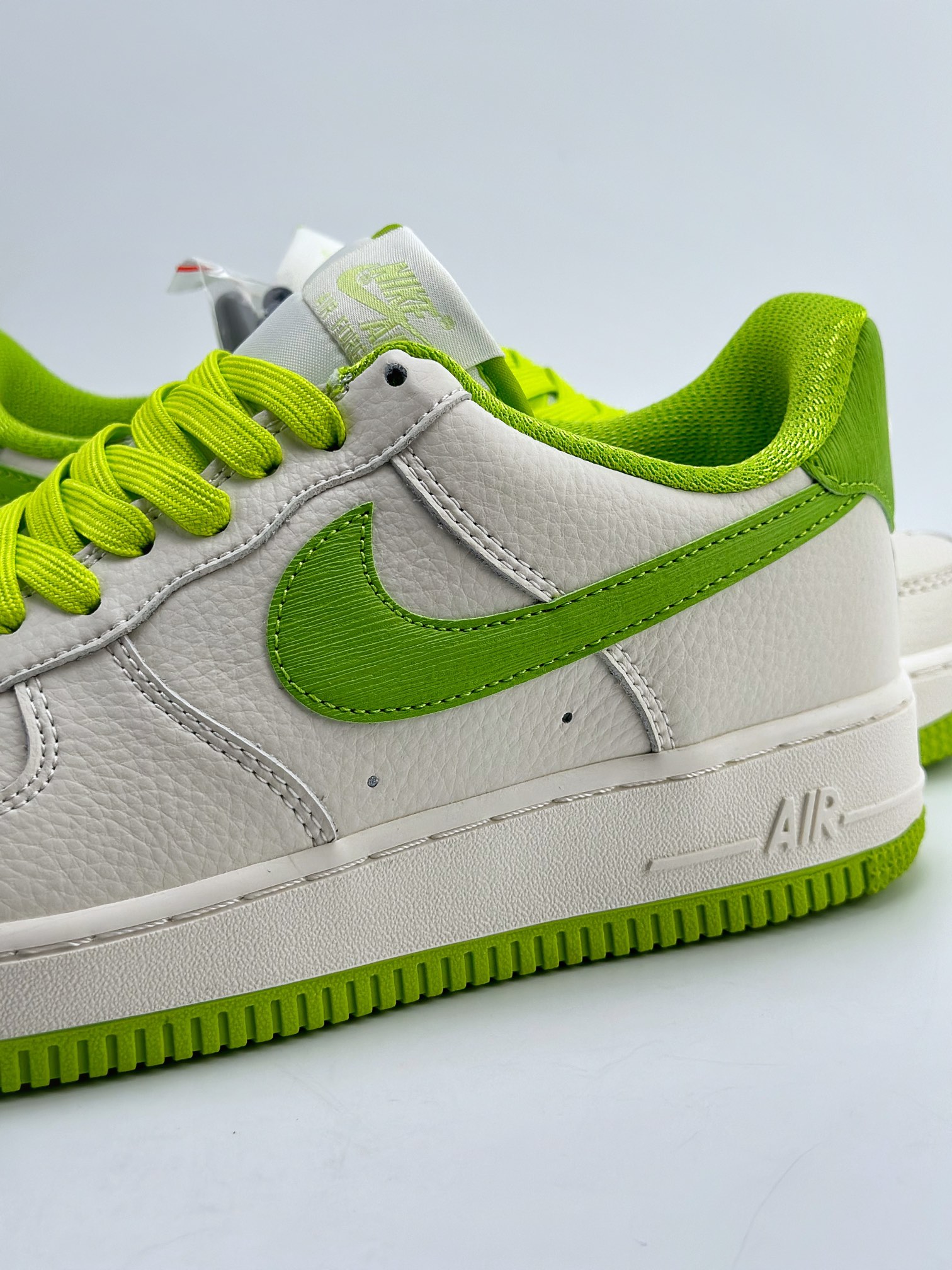 240 Nike Air Force 1 Low 07 带笔萤光绿 PR0026-312