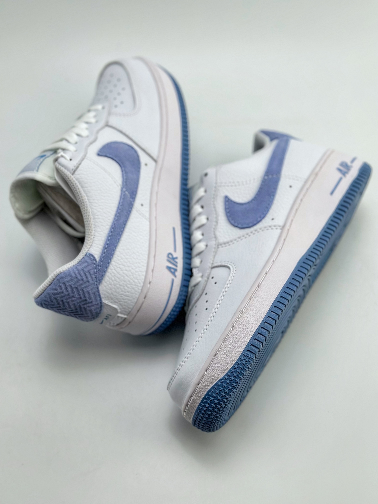 220 Nike Air Force 1 Low 07 白蓝毛勾 CN2873-102