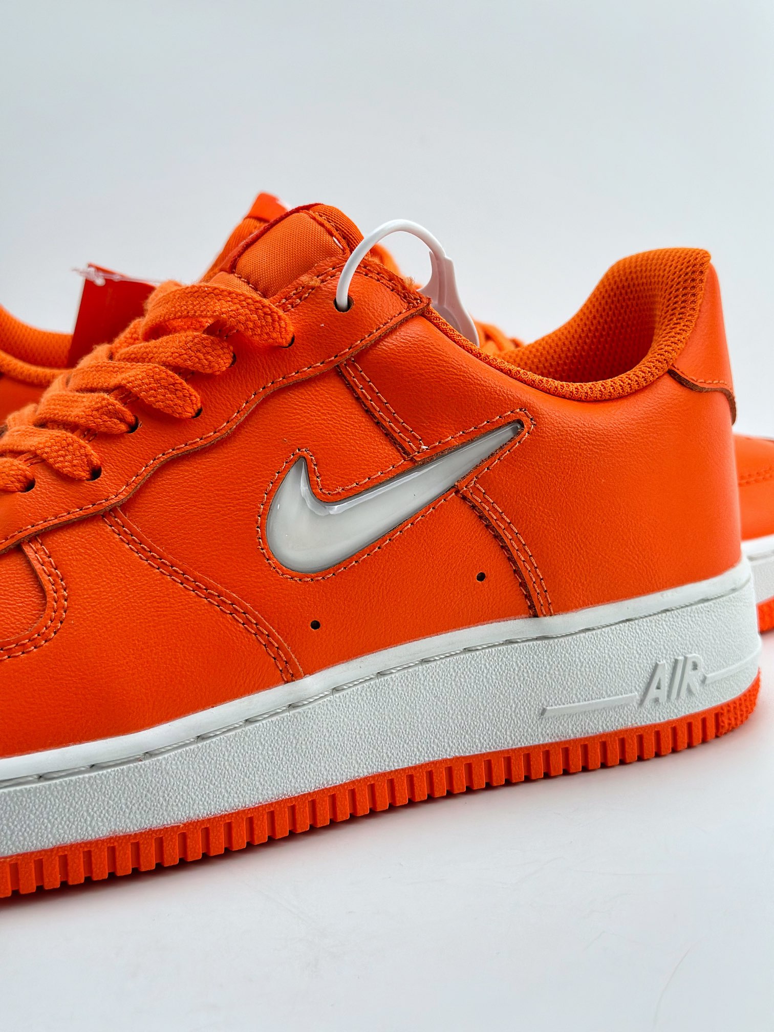 200 Nike Air Force 1 Low 07 橙白水晶勾 FJ1044-800