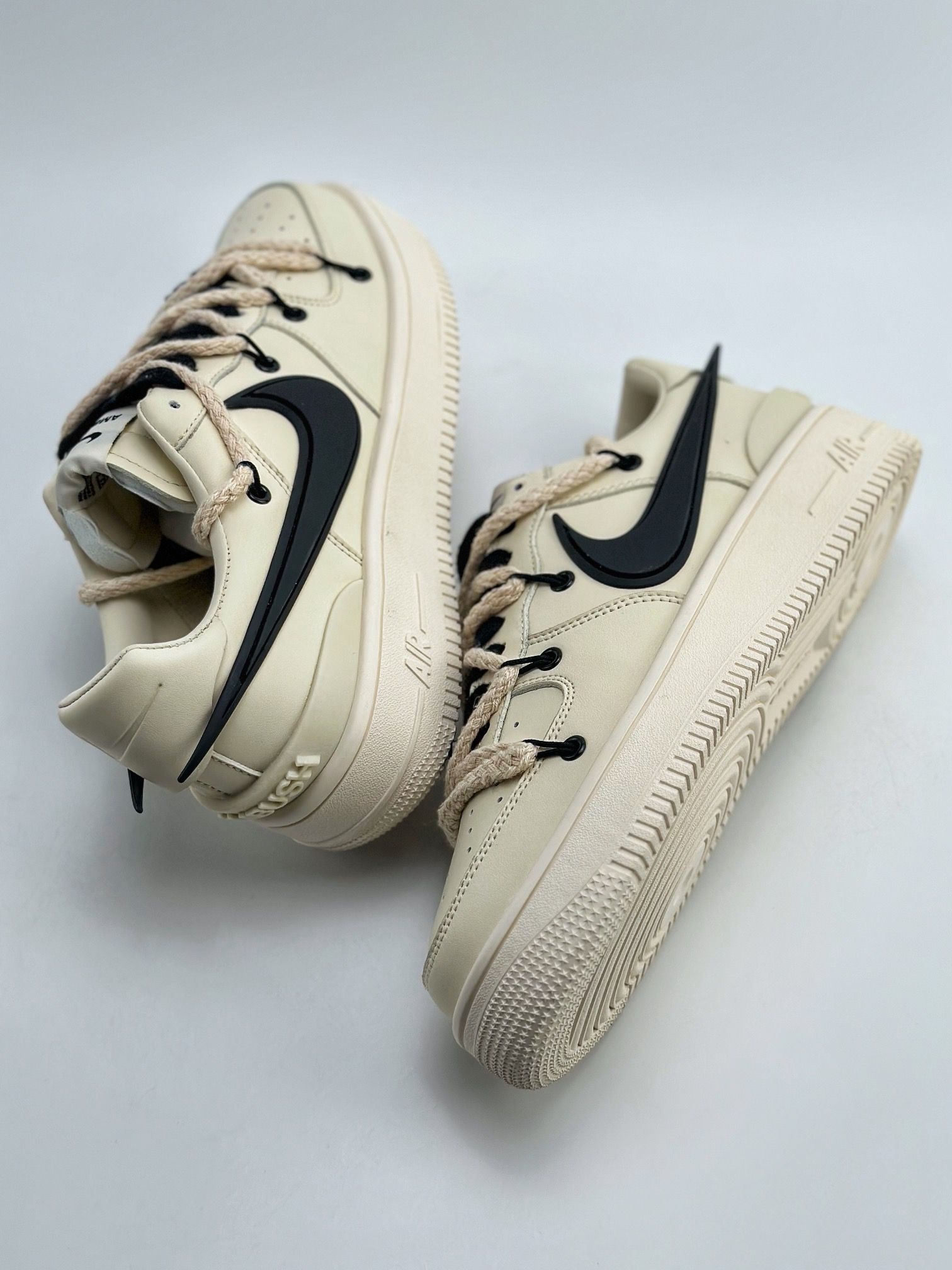 200 Nike Air Force 1 Low 07 x AMBUSH 米黄绑带 DV3464-002