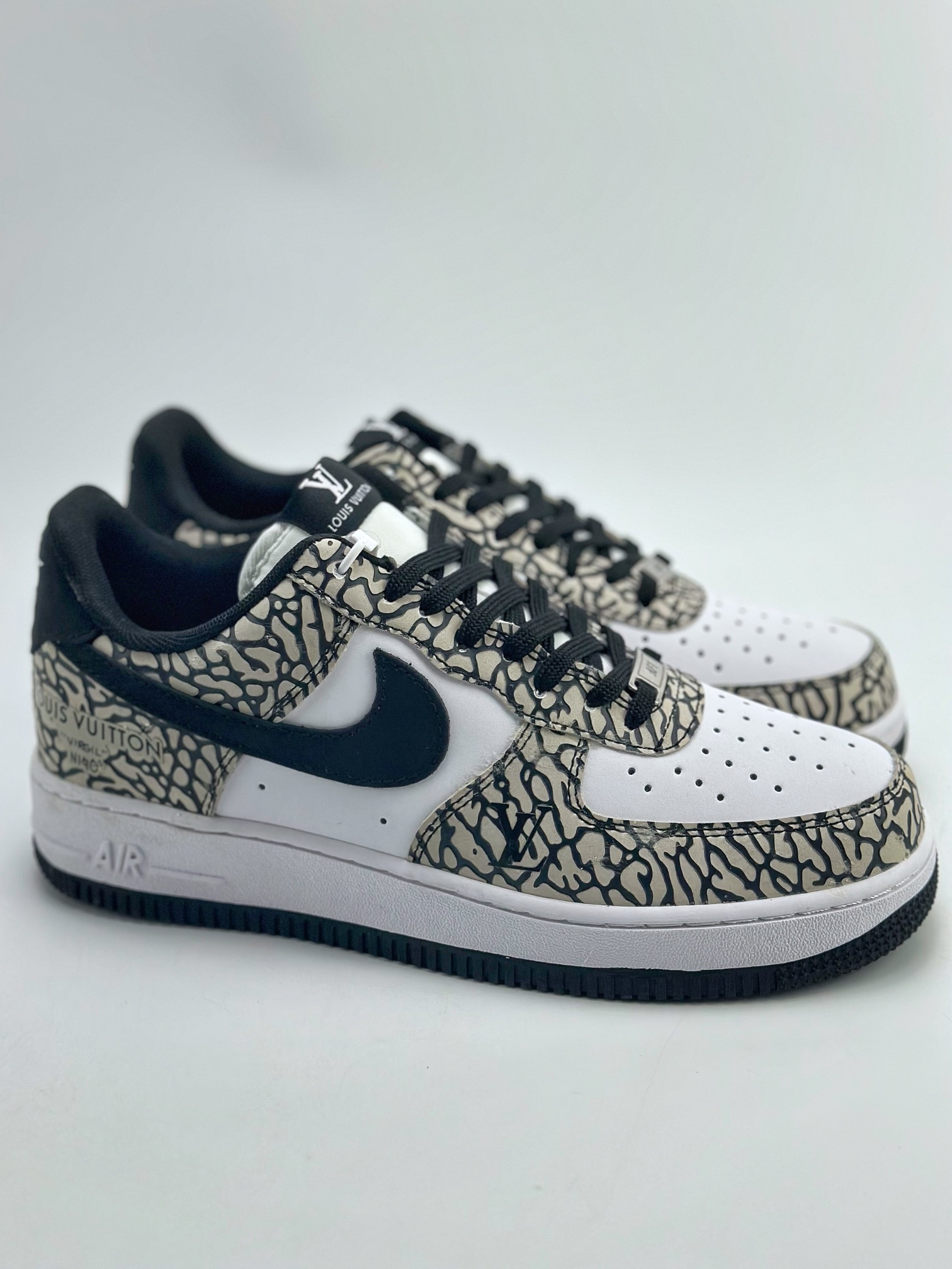 200 Nike Air Force 1 Low 07 x Louis Vuitton 爆裂纹 BS9055-703