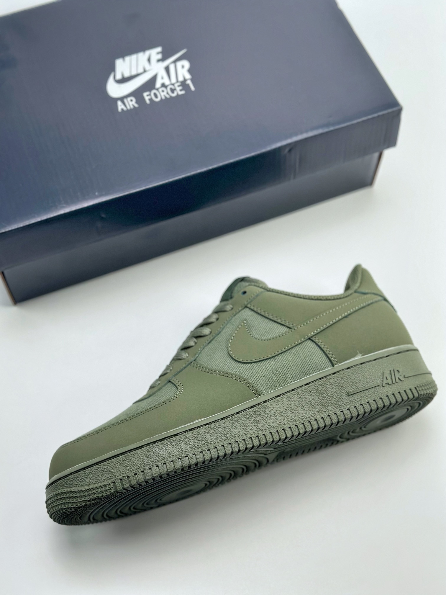 200 Nike Air Force 1 Low 07 军绿 FB8876-300