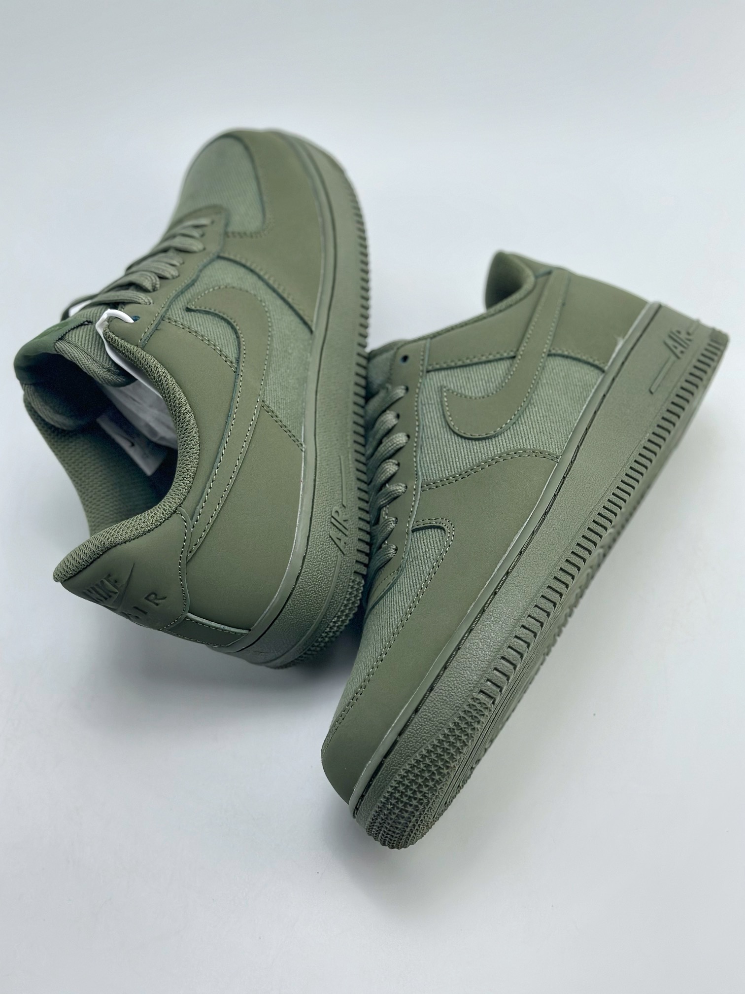 200 Nike Air Force 1 Low 07 军绿 FB8876-300