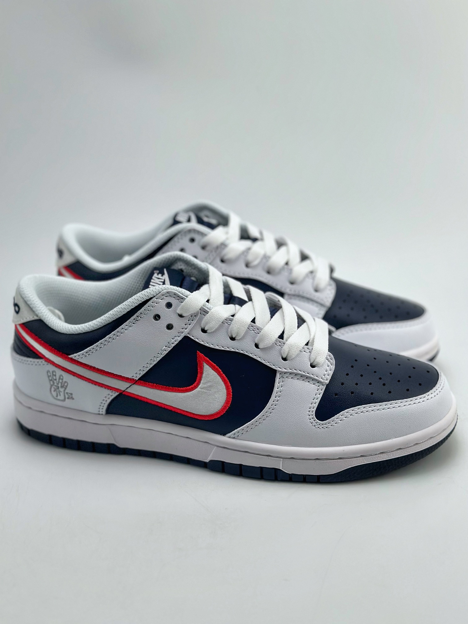 200 NIKE SB Dunk Low Houston Comets Four-Peat 白蓝 DZ2780-100