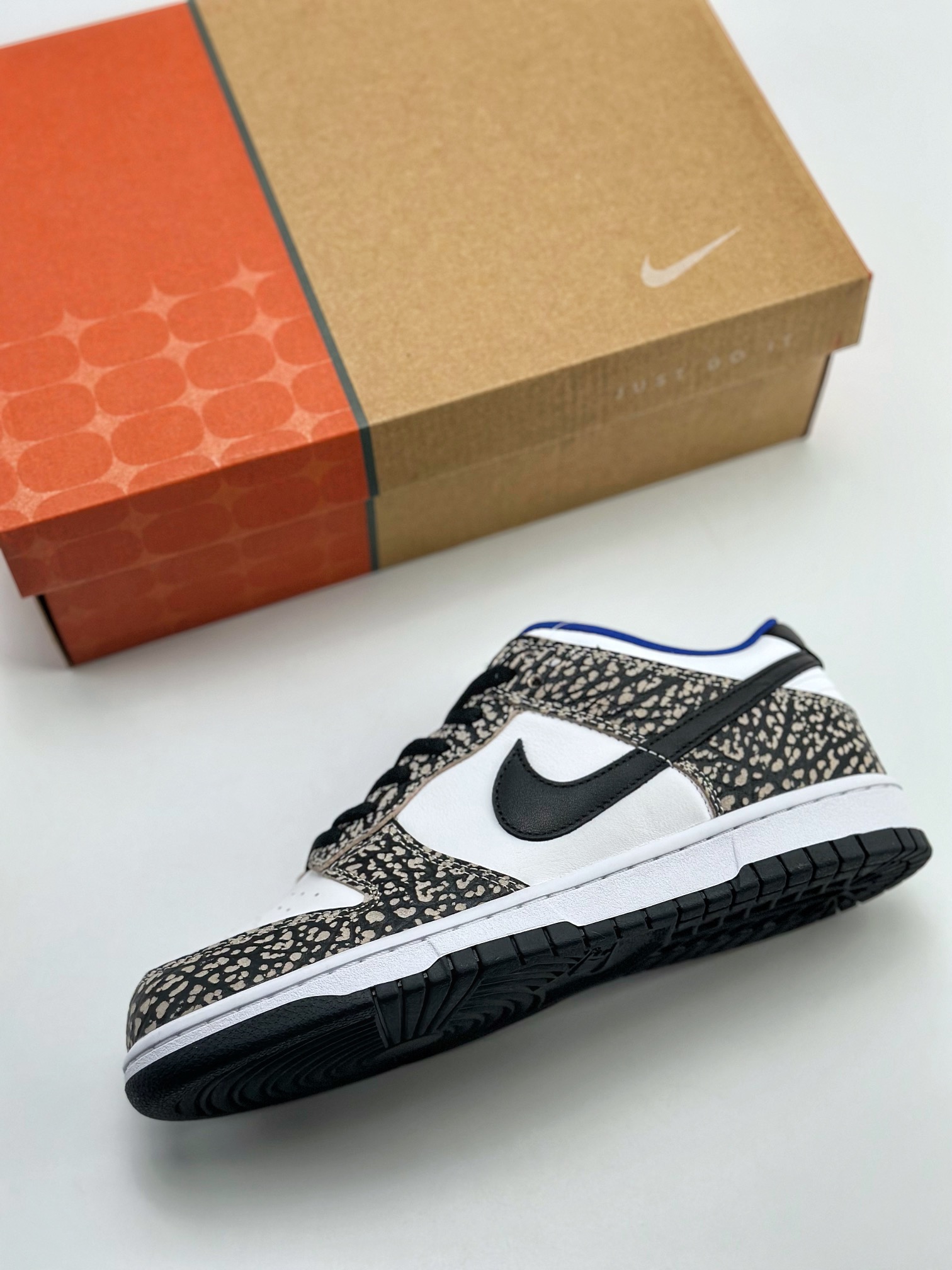 350 NIKE SB Dunk Low NYC x Supreme 白蓝爆裂纹 304292-001