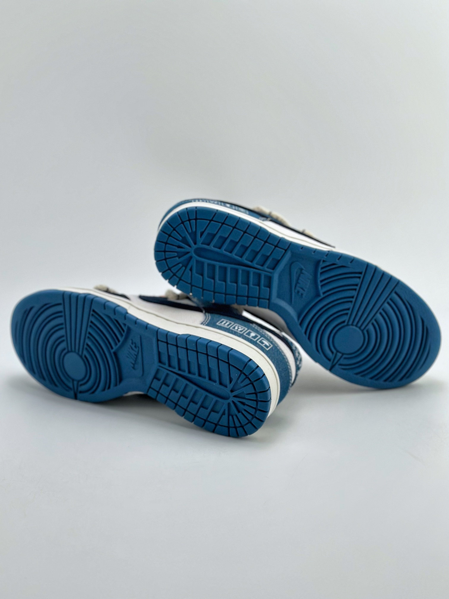 260 Nike SB Dunk Low Retro ”Industrial Blue” 水洗牛仔 DV0834-101