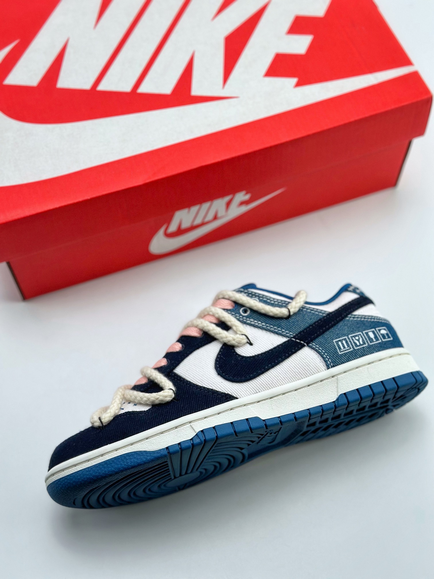 260 Nike SB Dunk Low Retro ”Industrial Blue” 水洗牛仔 DV0834-101