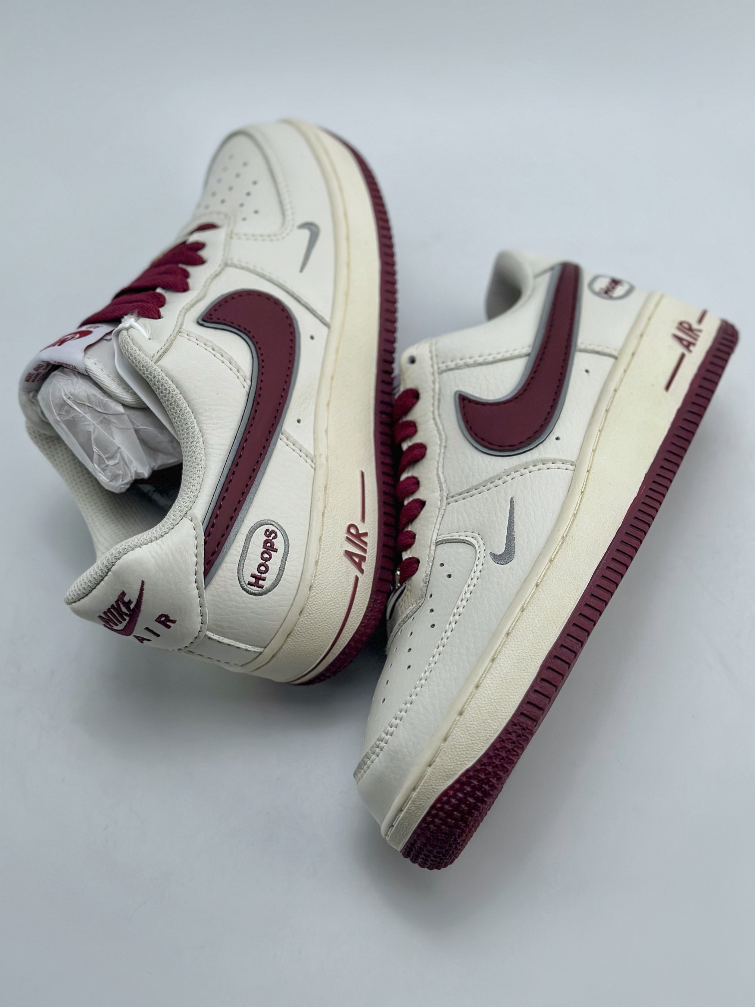 240 Nike Air Force 1 Low 07 x Hoops 白酒红 HP2369-009