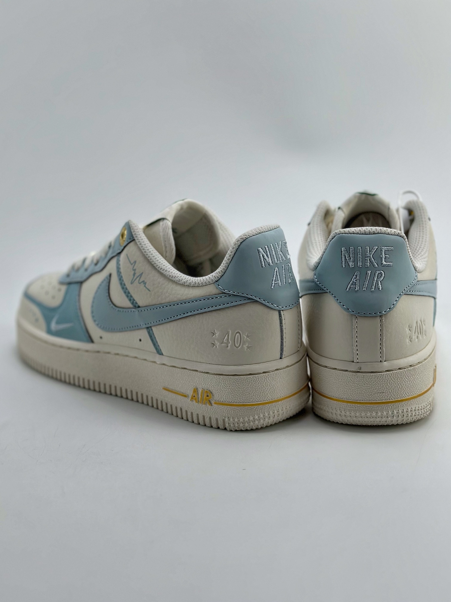 240 Nike Air Force 1 Low 07 40周年白蓝 DQ7582-101