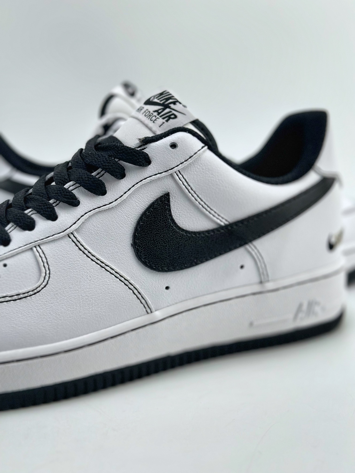 220 Nike Air Force 1 Low 07 白黑 CT2585-001