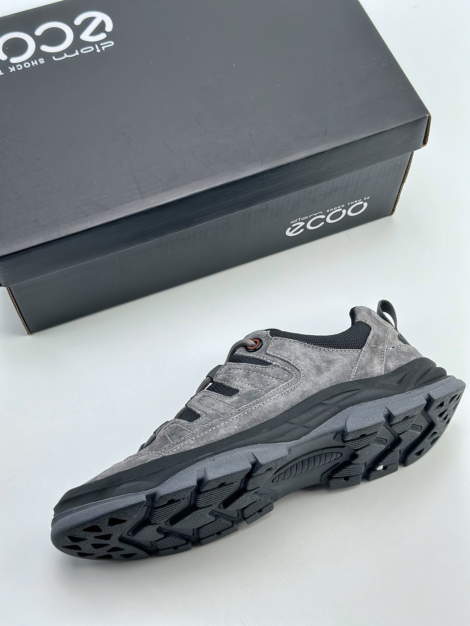 300 ECCO/爱步 运动跑鞋/休闲鞋 品质 钢印Logo 独家官网订制