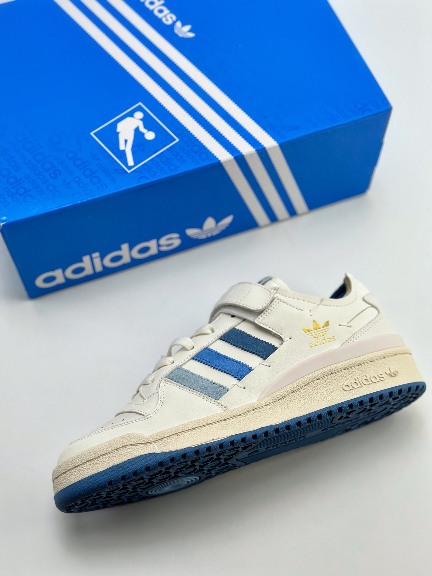 220 海外渠道版 原盒原标 Adidas Forum 84 Low 三叶草低邦  GW43336