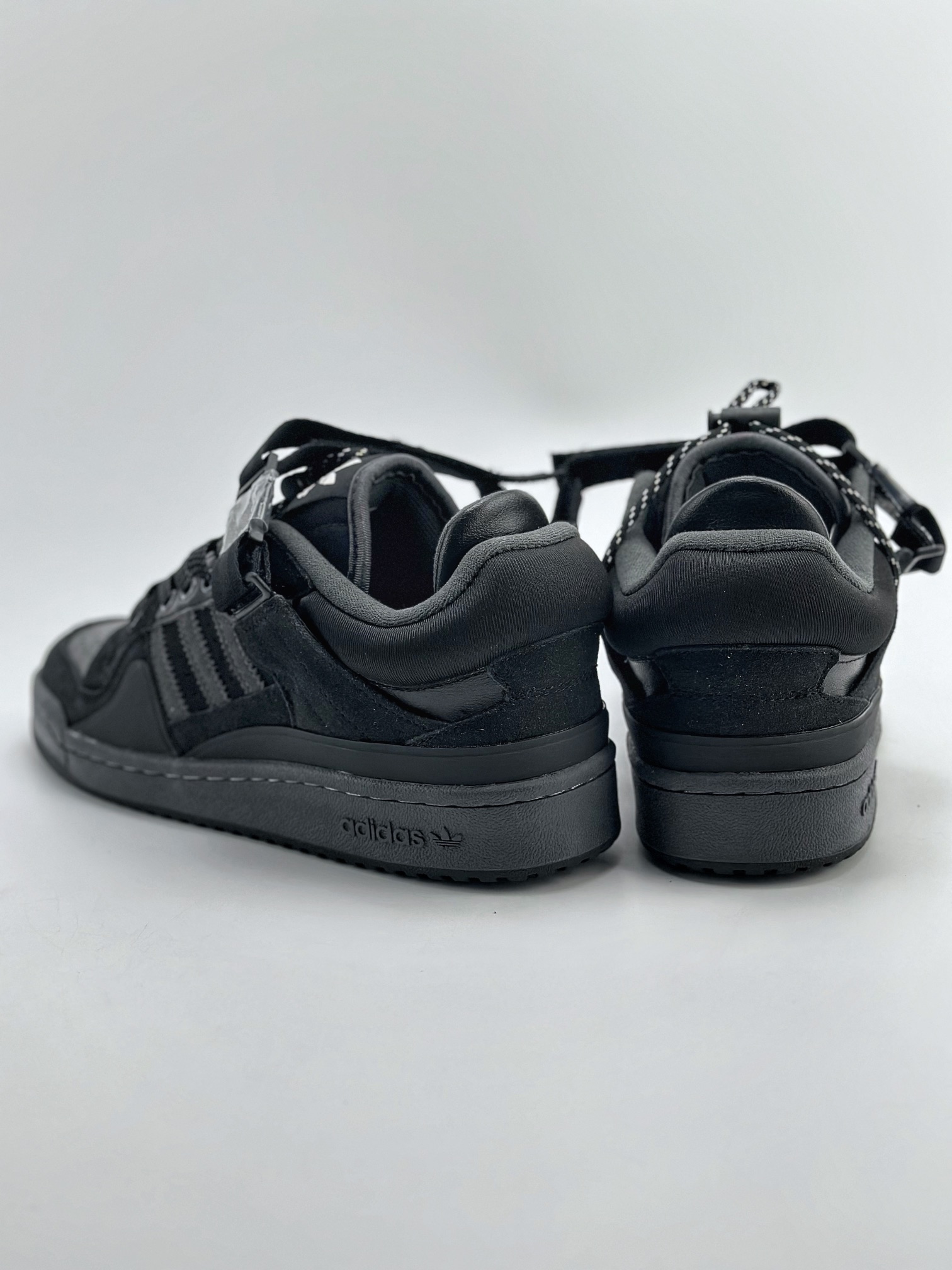 280 Adidas   Originals Campus x BAD BUNNY 坏痞兔联名 GW50216