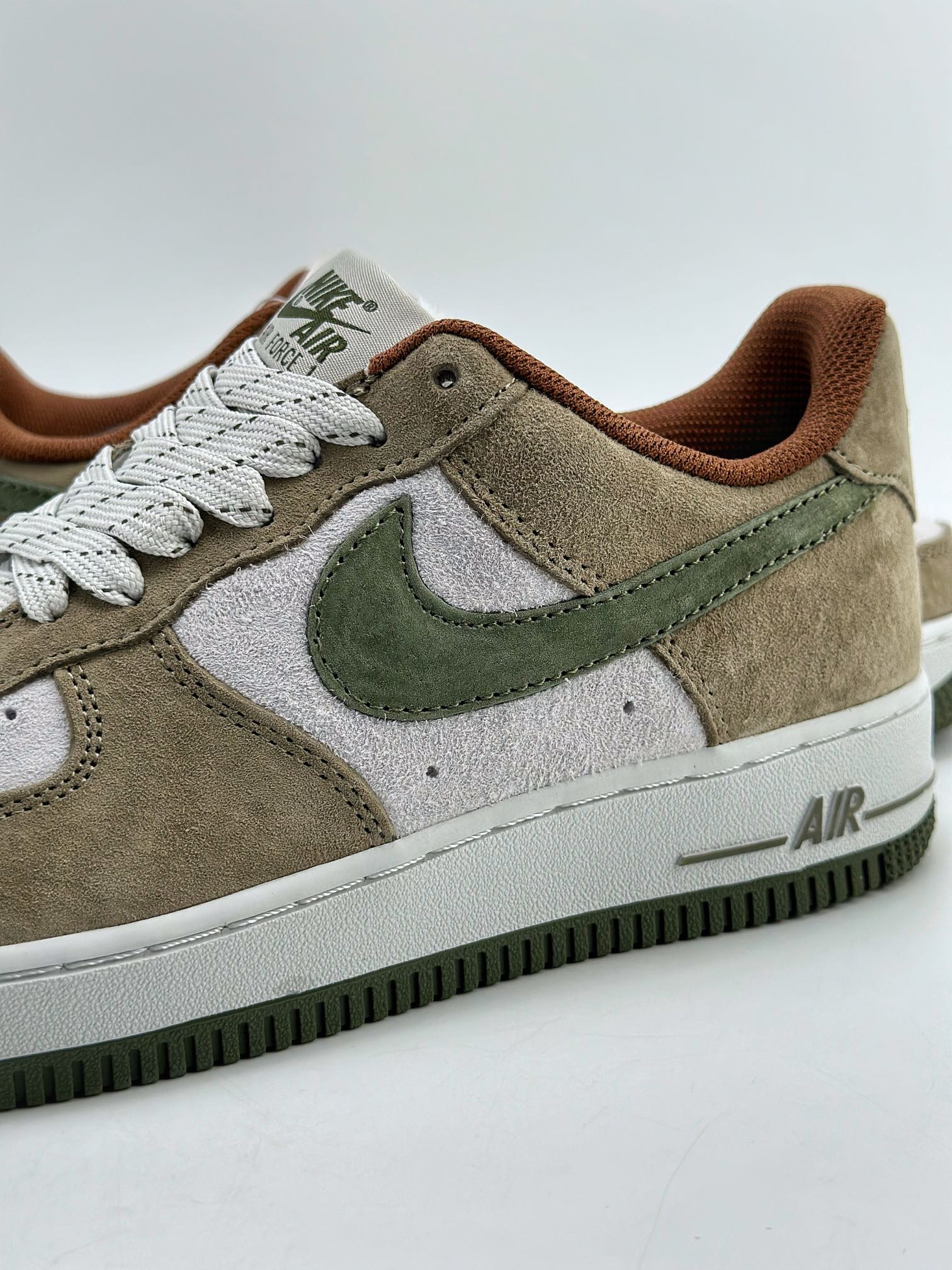 260 Nike Air Force 1 Low 07 大友克洋 DD3966-523