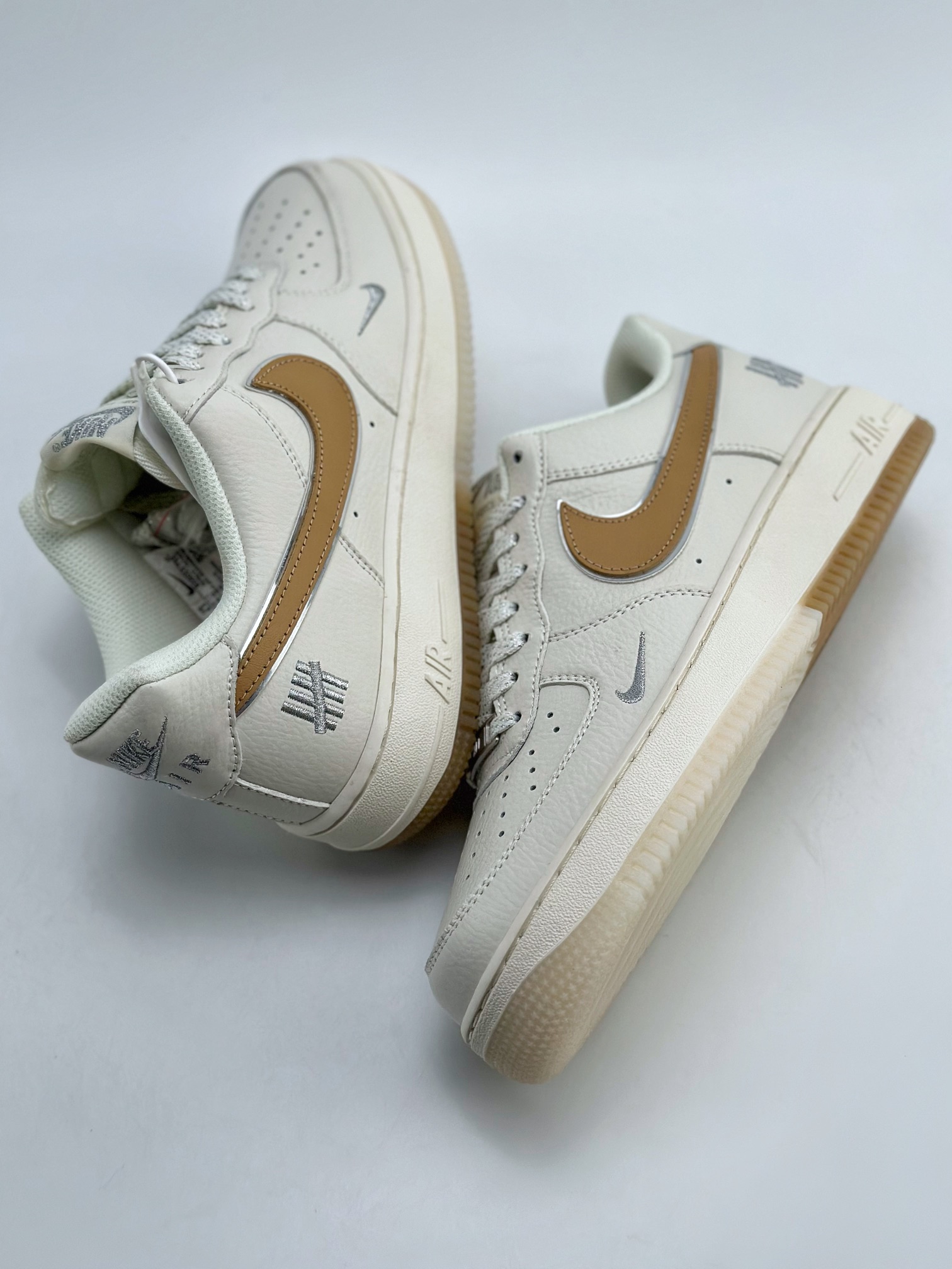 200 Nike Air Force 1 Low 07 五道杠米白棕 BS9055-735