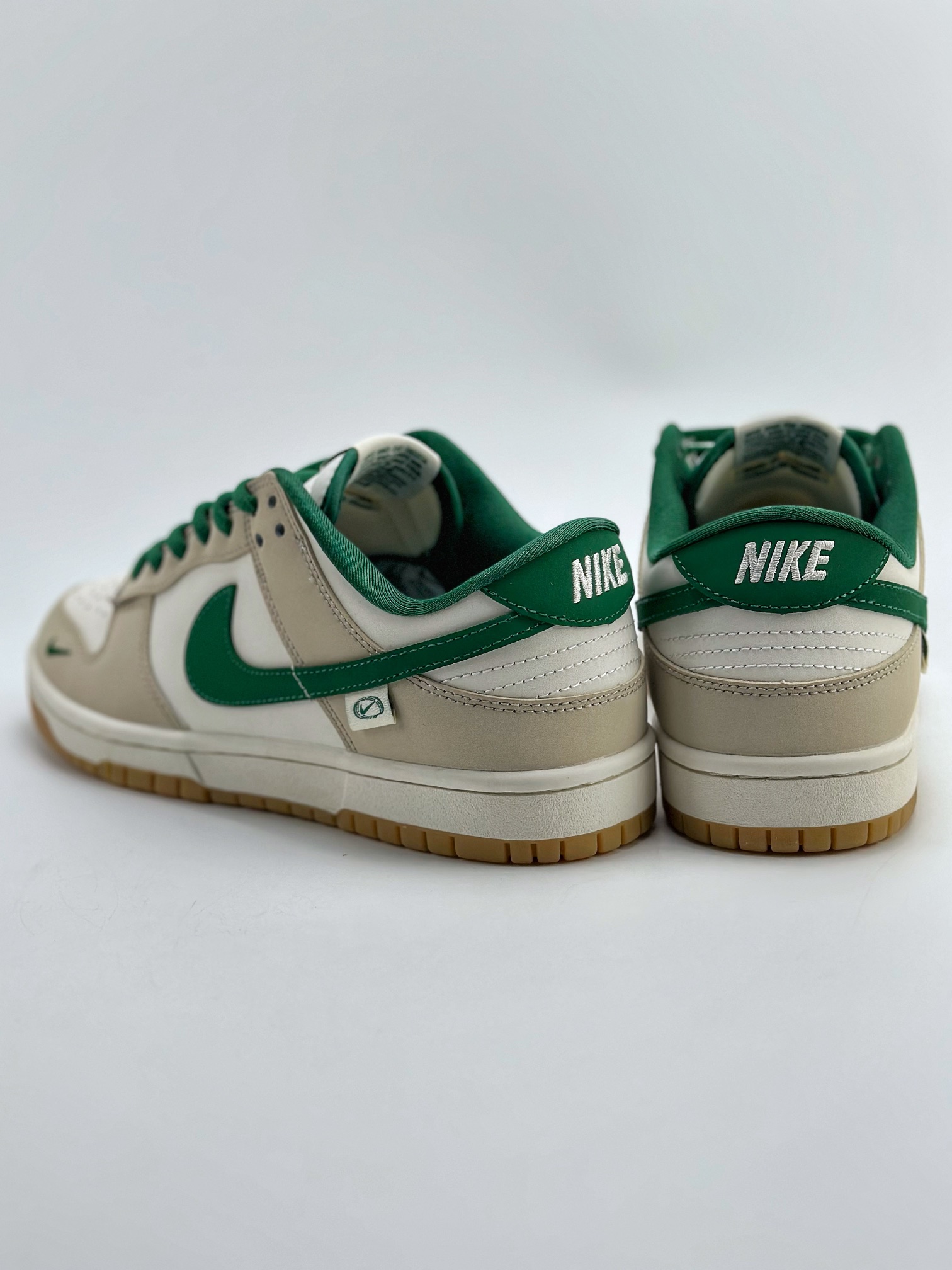 260 Nike SB Dunk Low 翻毛生胶 DD1391-139