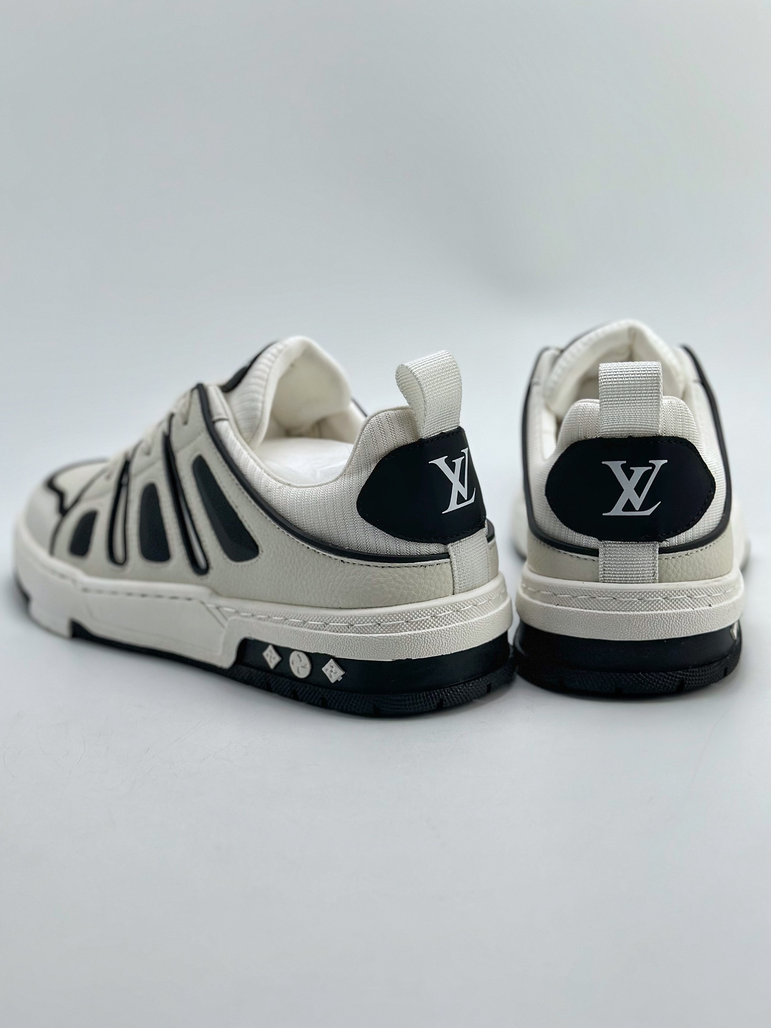 380 新货LV路易威登Louis vuitton Trainer Sneaker Low休闲运动文化百搭篮球板鞋