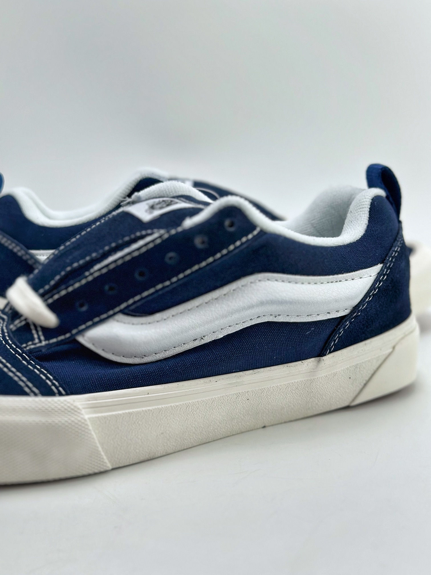 140 Vans Classics Knu Skool 面包鞋海军蓝