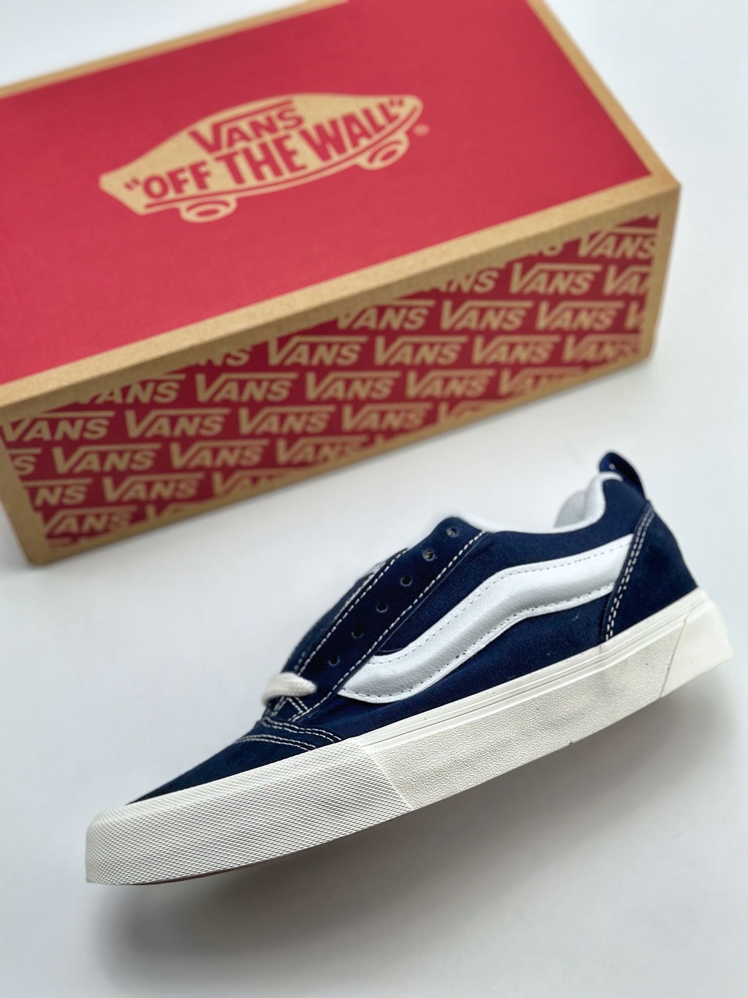 140 Vans Classics Knu Skool 面包鞋海军蓝