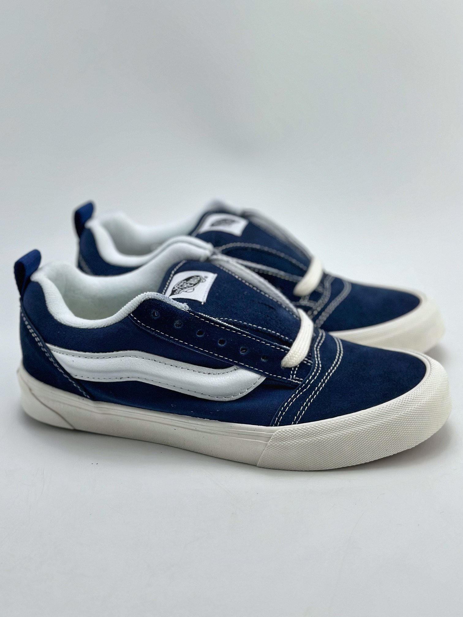 140 Vans Classics Knu Skool 面包鞋海军蓝