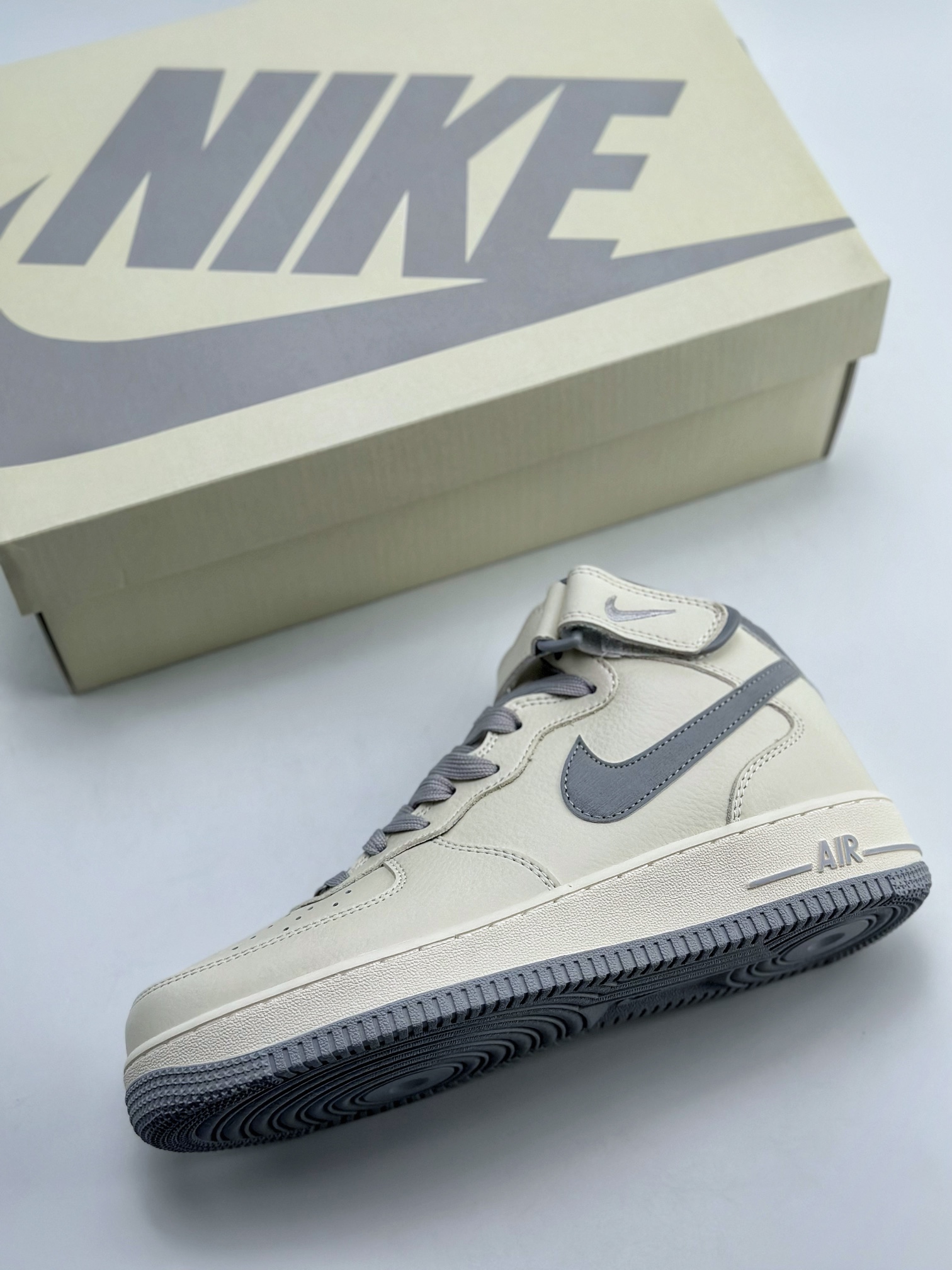 Nike Air Force 1 Mid 07 Beige Silver Gray PA0920-608