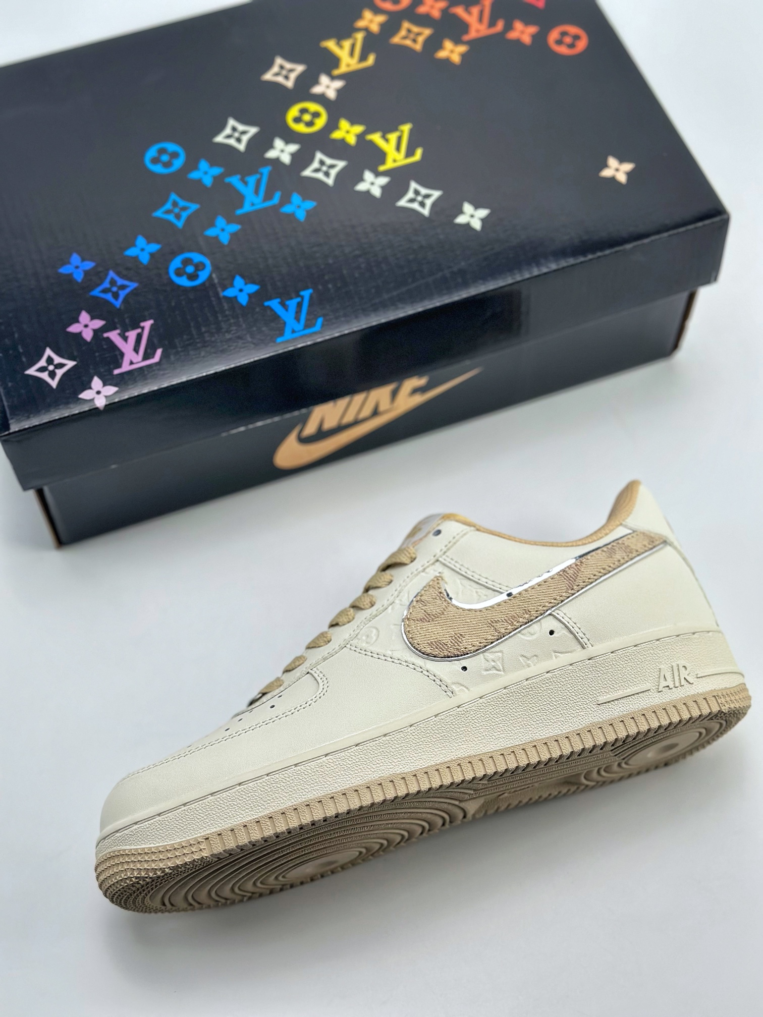 220 Nike Air Force 1 Low 07 x Louis Vuitton 白黄LV老花 LV0506-055