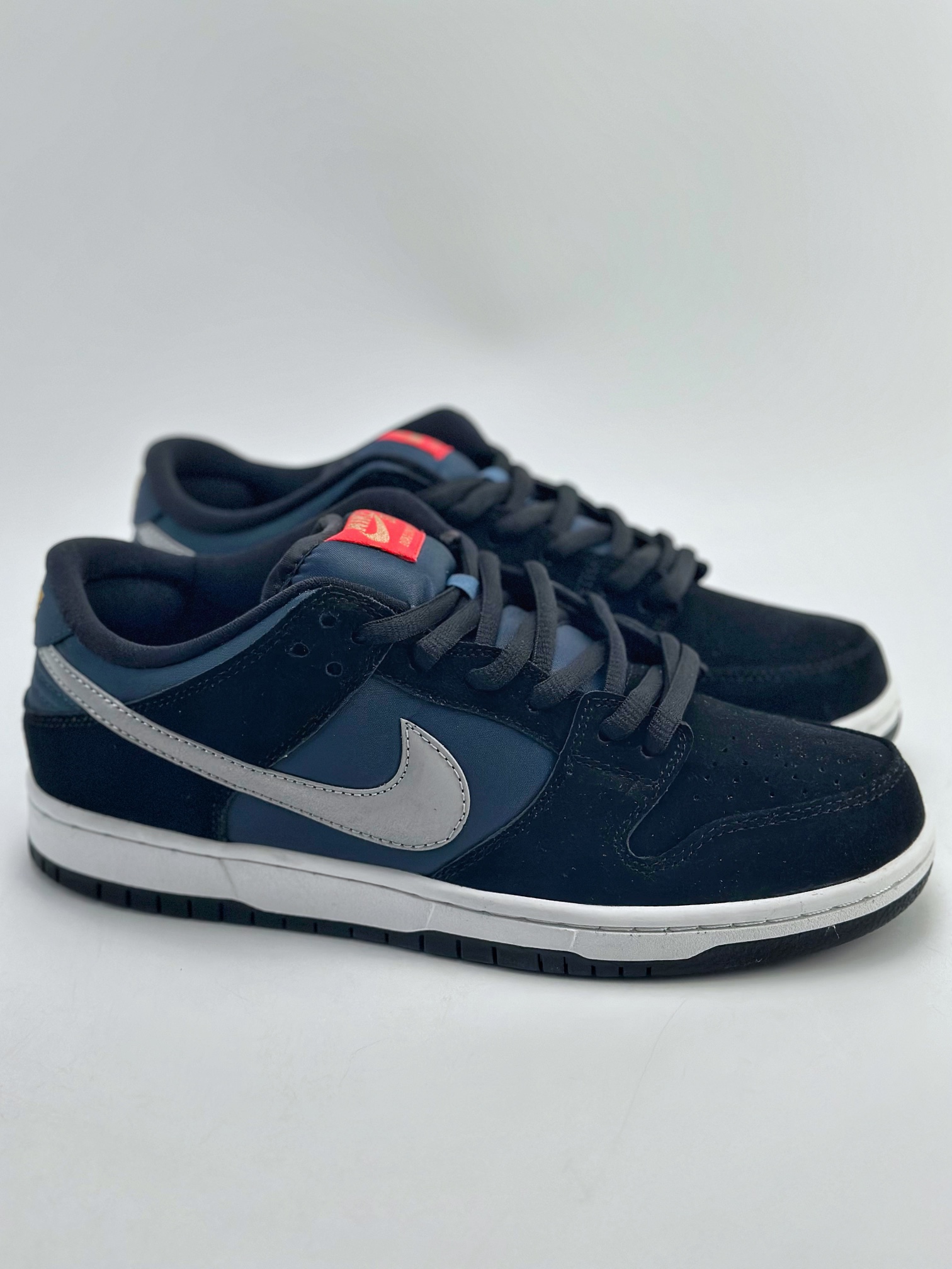 210 NIKE SB Dunk Low Black New Slate 黑蓝 304292-035