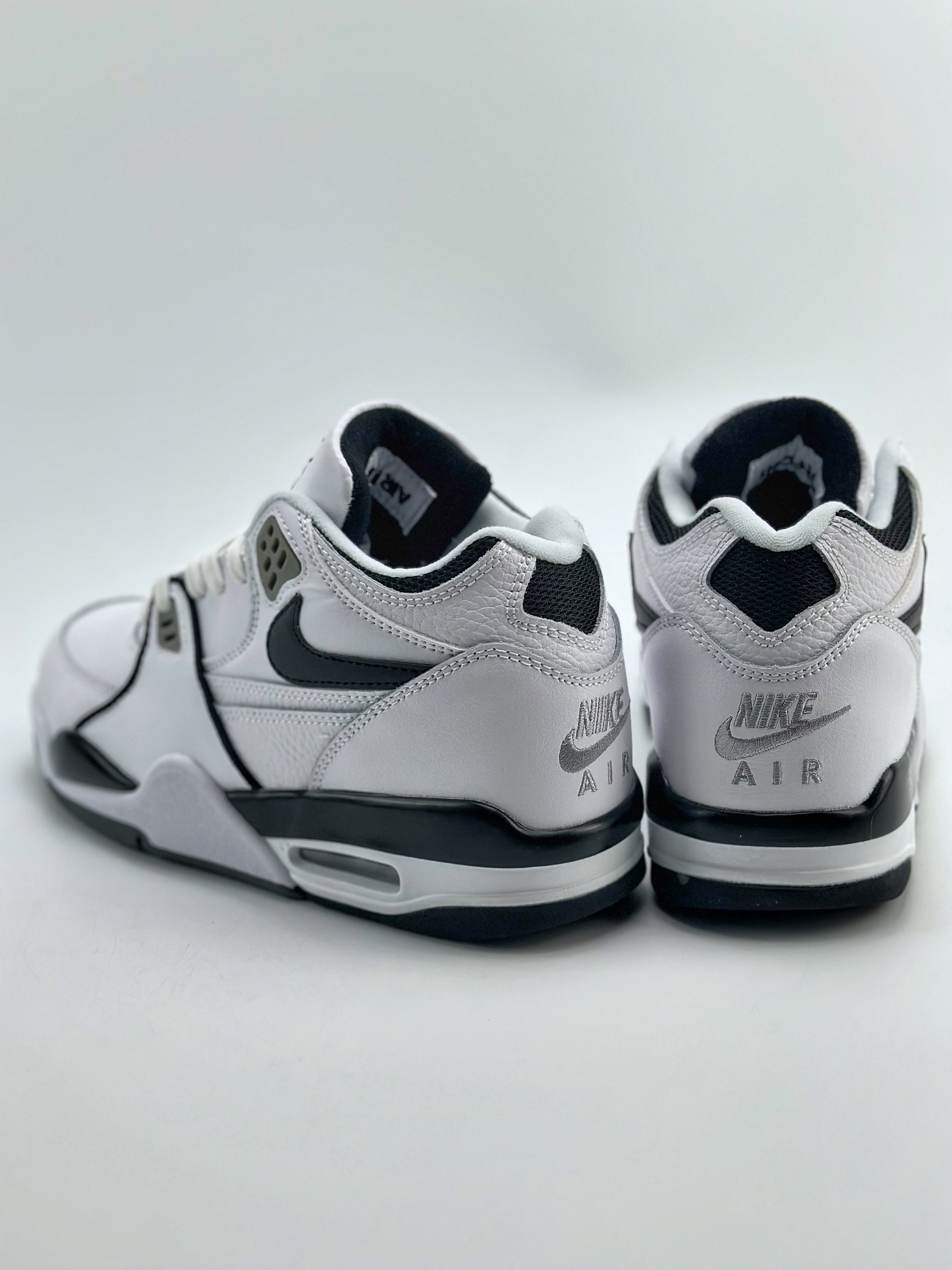 200 Nike Air Flight 89 皮革高帮复古篮球鞋 DB5918-010