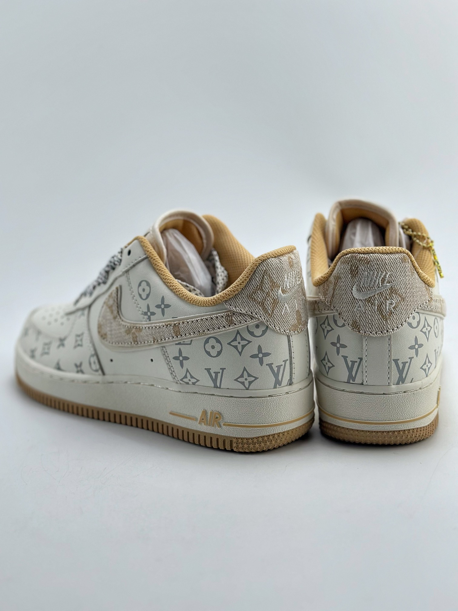 260 Nike Air Force 1 Low 07 x Louis Vuitton 印花联名 LU0251-131