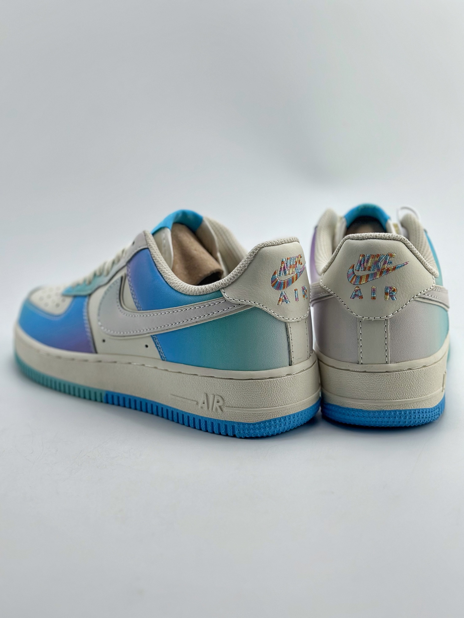 Nike Air Force 1 Low 07 霓虹渐变 DB3301-333