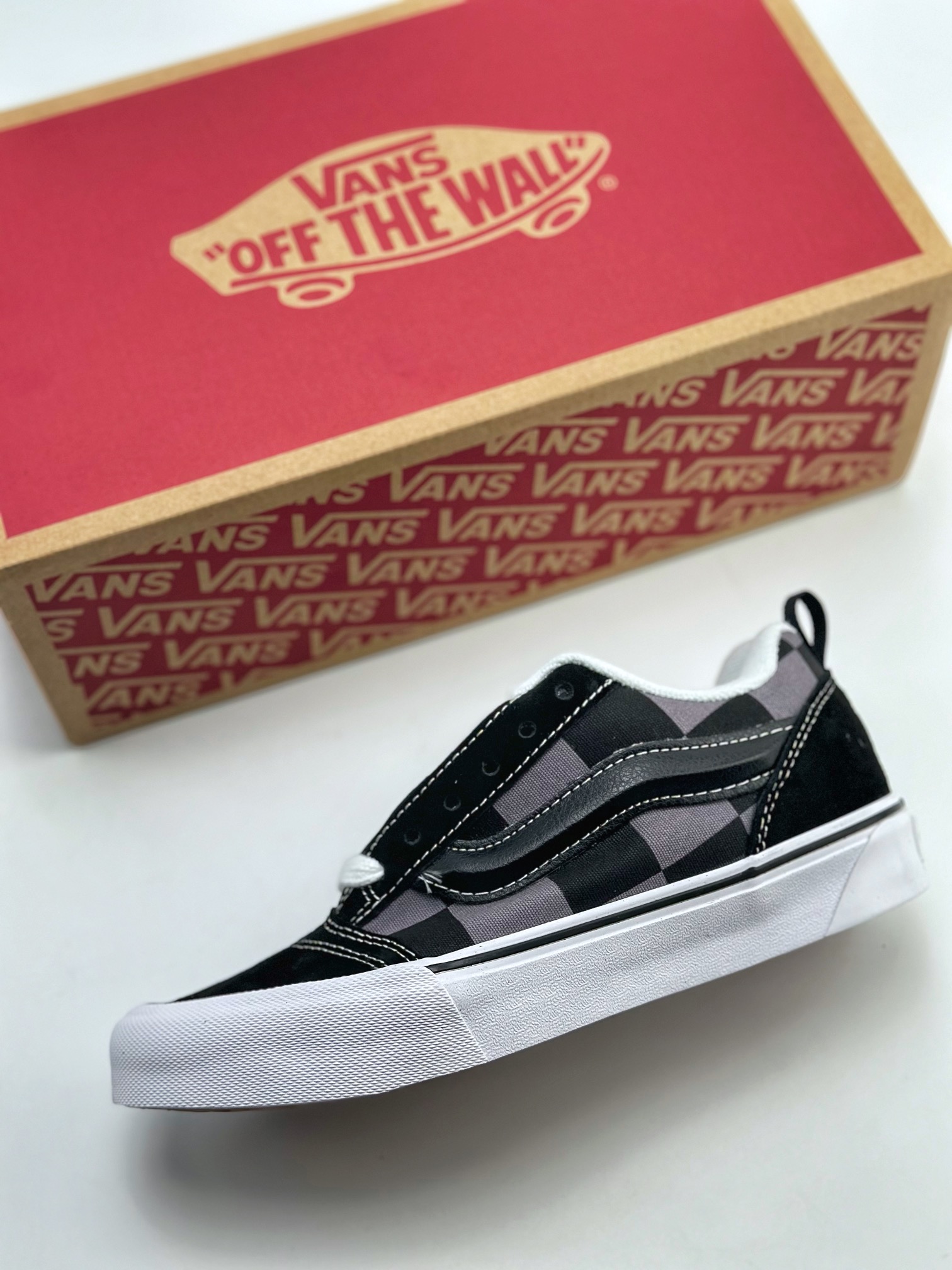 150 Vans Knu skool黑灰色大棋盘格