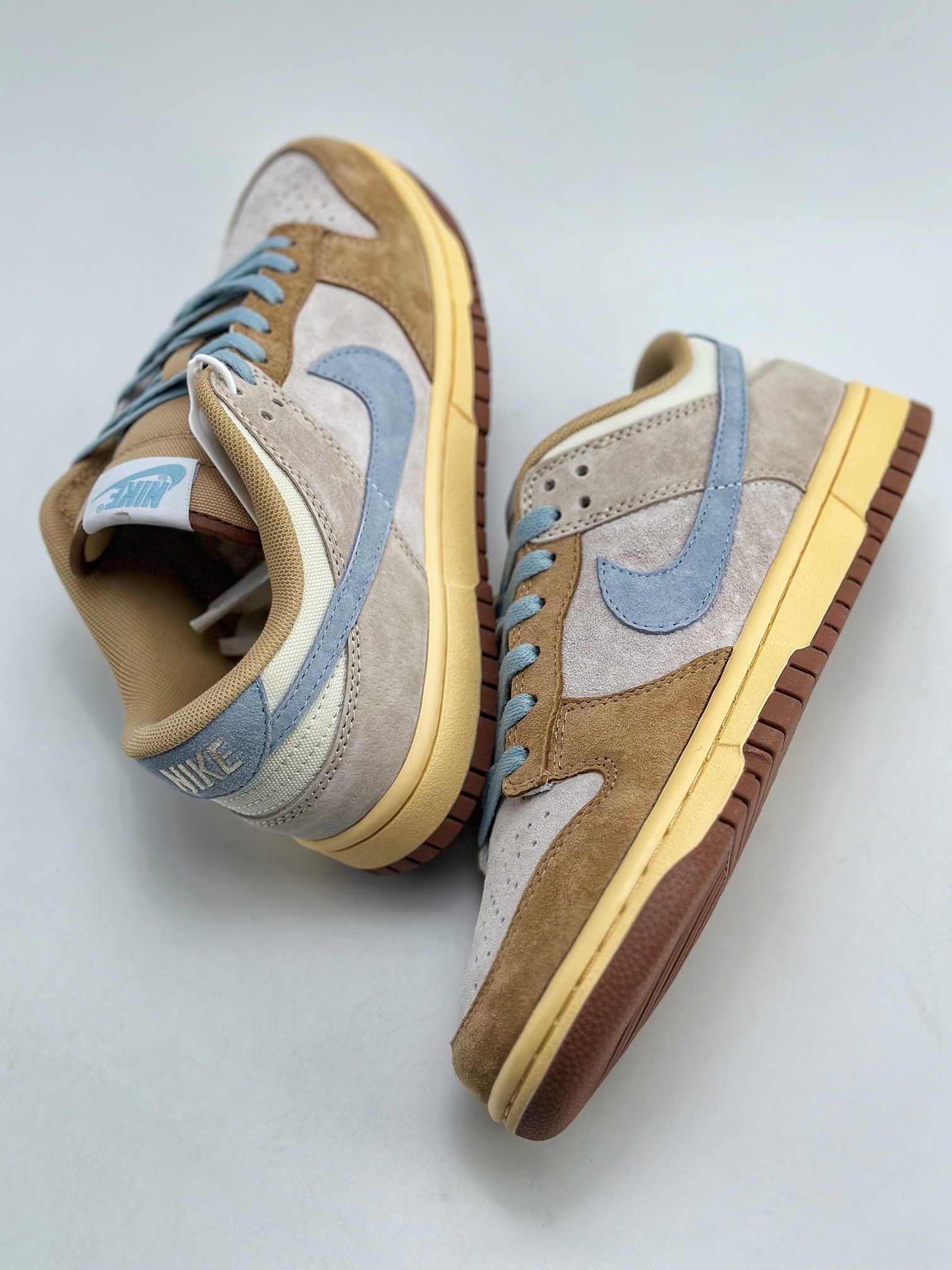 220 NIKE SB Dunk Low Sanddrift/Blue 沙土色 HF0106-100