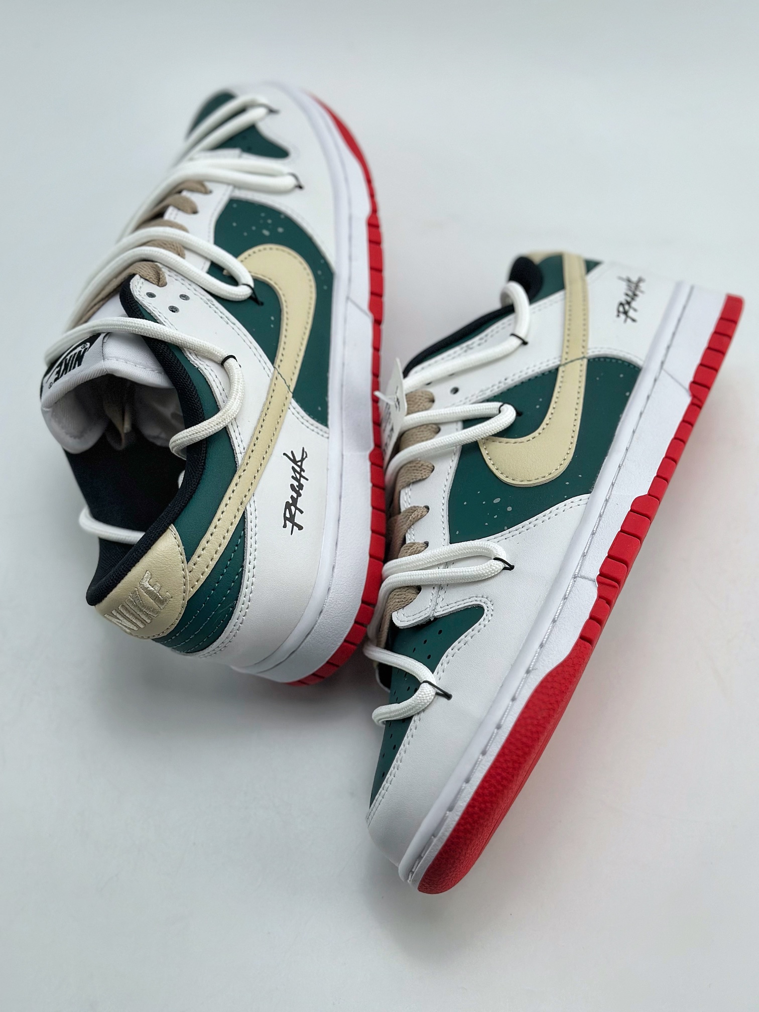 240 Nike SB Dunk Low 向限探索 绿白棕 FD9762-061