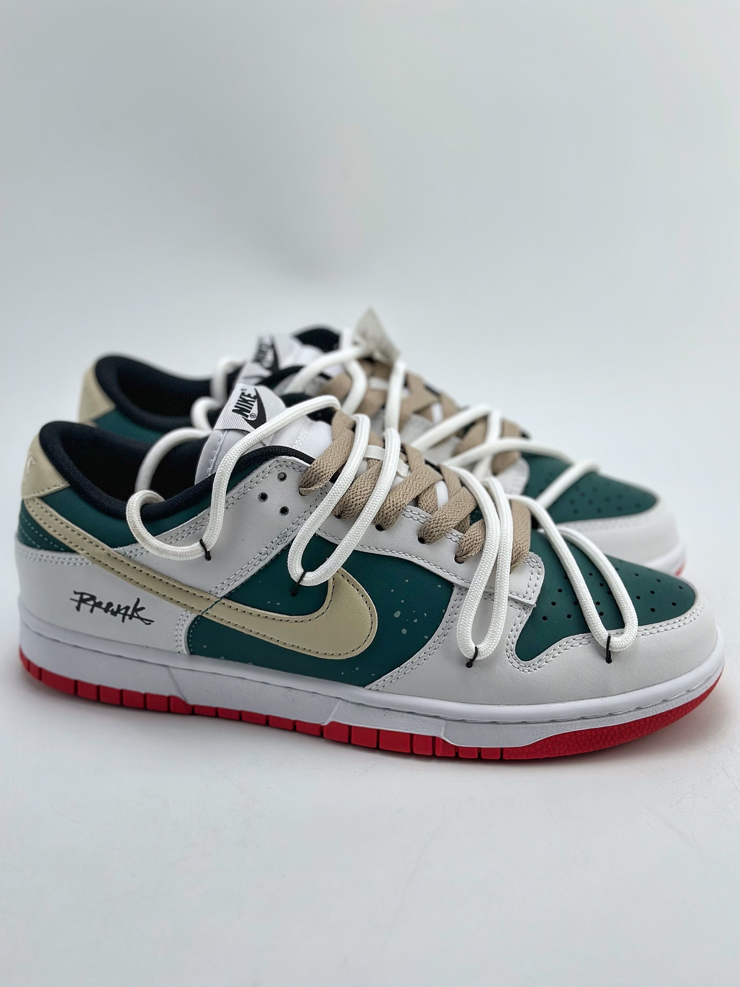 240 Nike SB Dunk Low 向限探索 绿白棕 FD9762-061