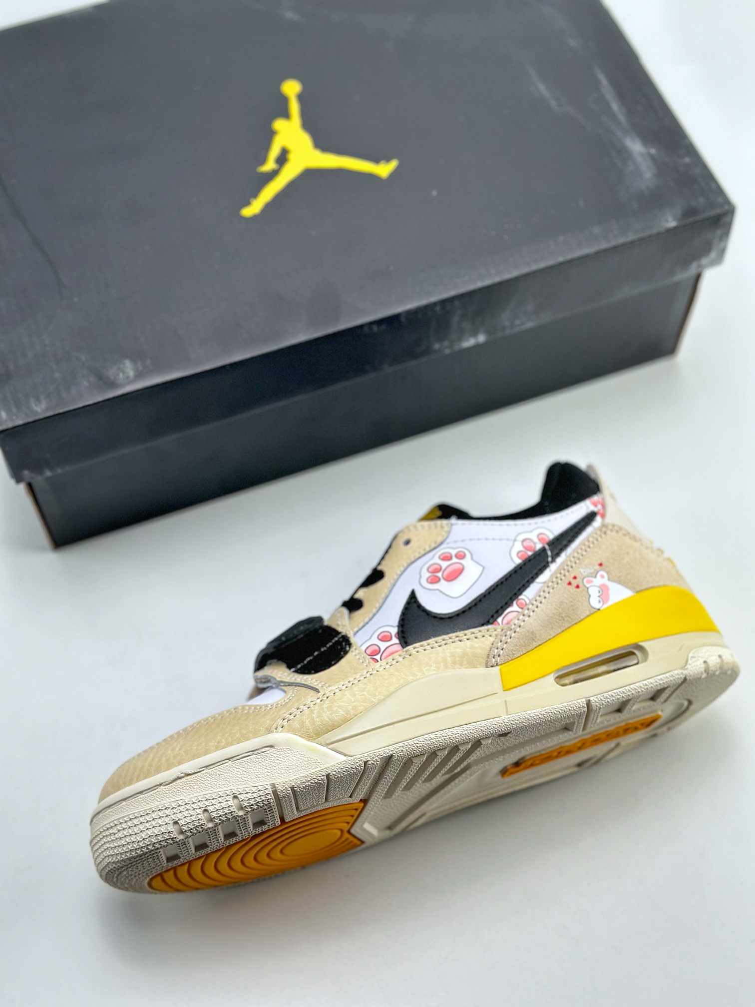 270 Air Jordan Legacy 312 Low 粉扑猫爪 CD7069-200