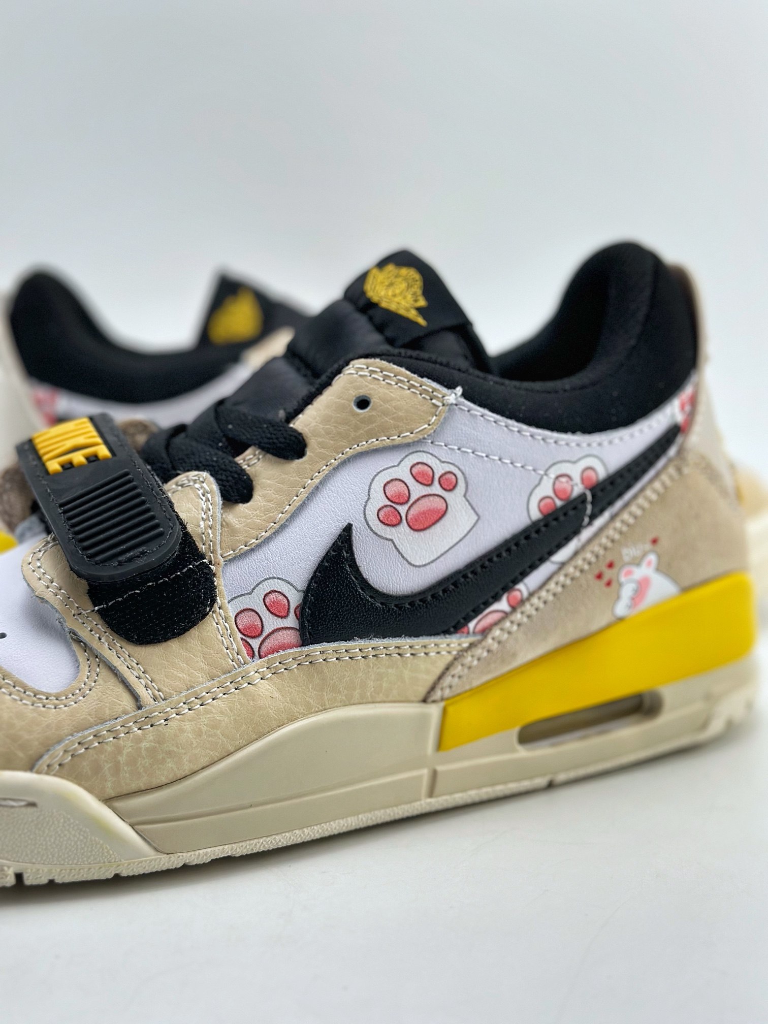 270 Air Jordan Legacy 312 Low 粉扑猫爪 CD7069-200