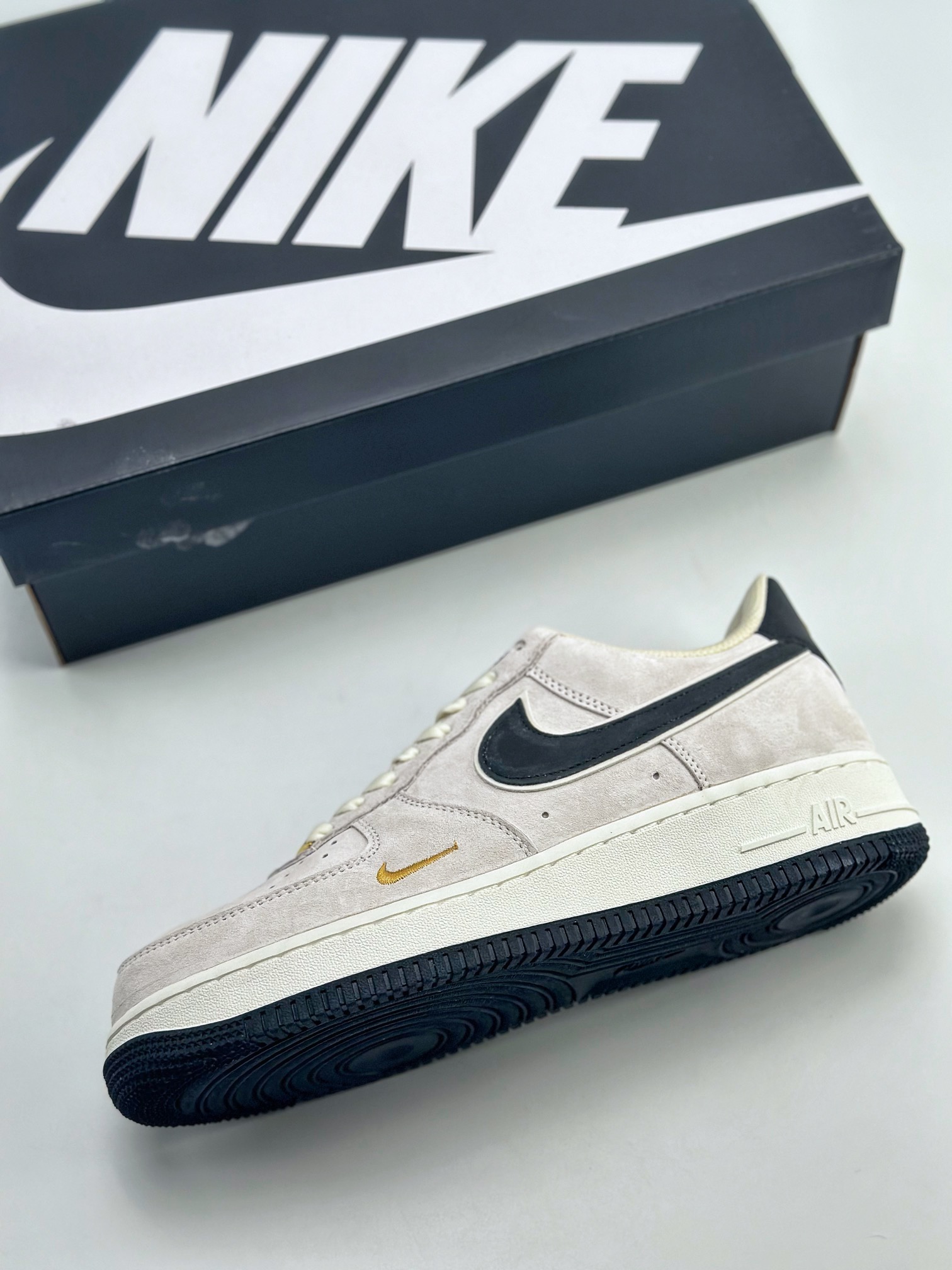 Nike Air Force 1 Low 07 Suede Gray White Black KK5636-810